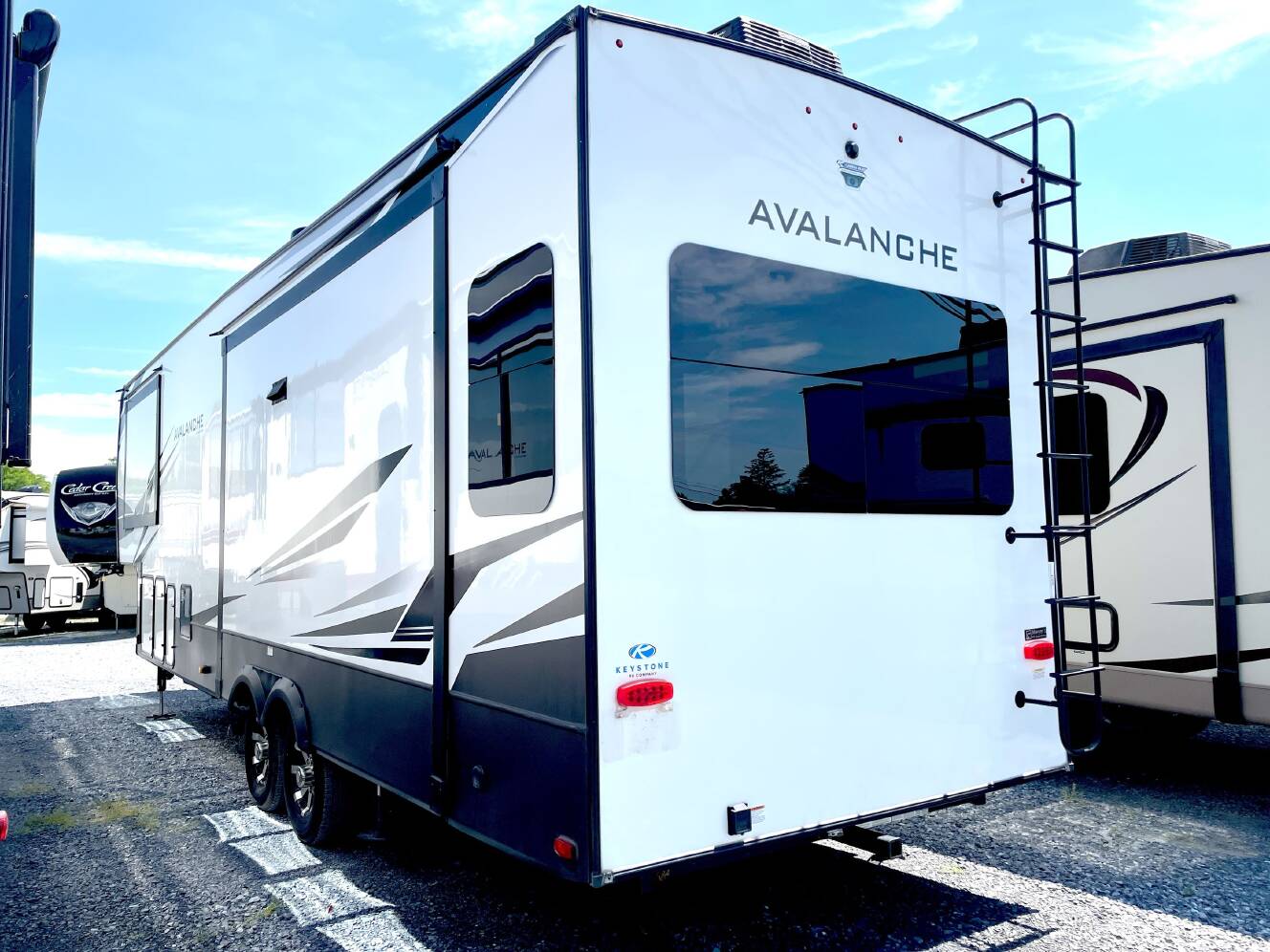 A photo of this 2021 Keystone AVALANCHE 312RS