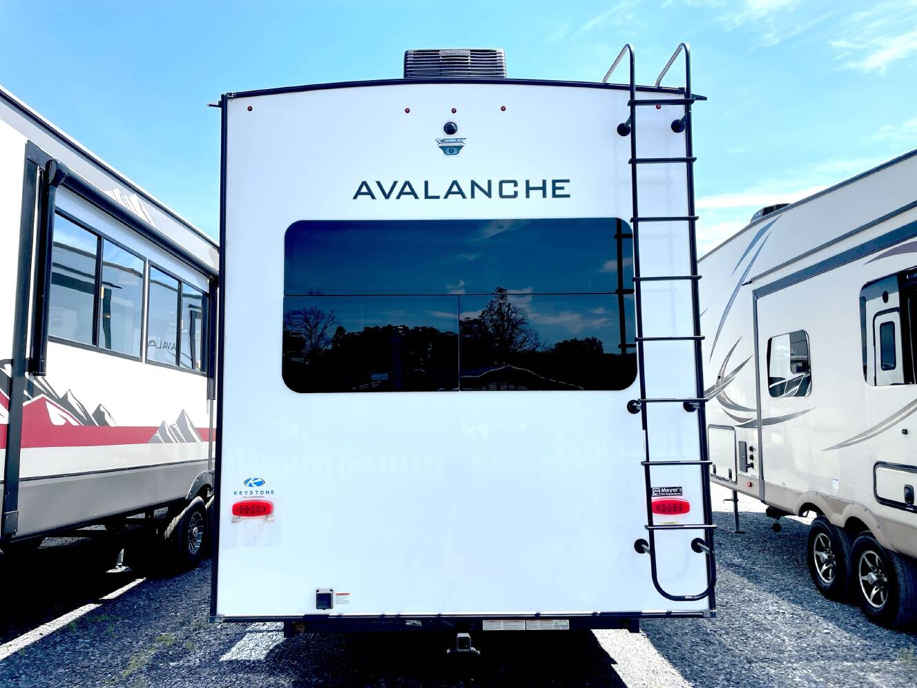 A photo of this 2021 Keystone AVALANCHE 312RS