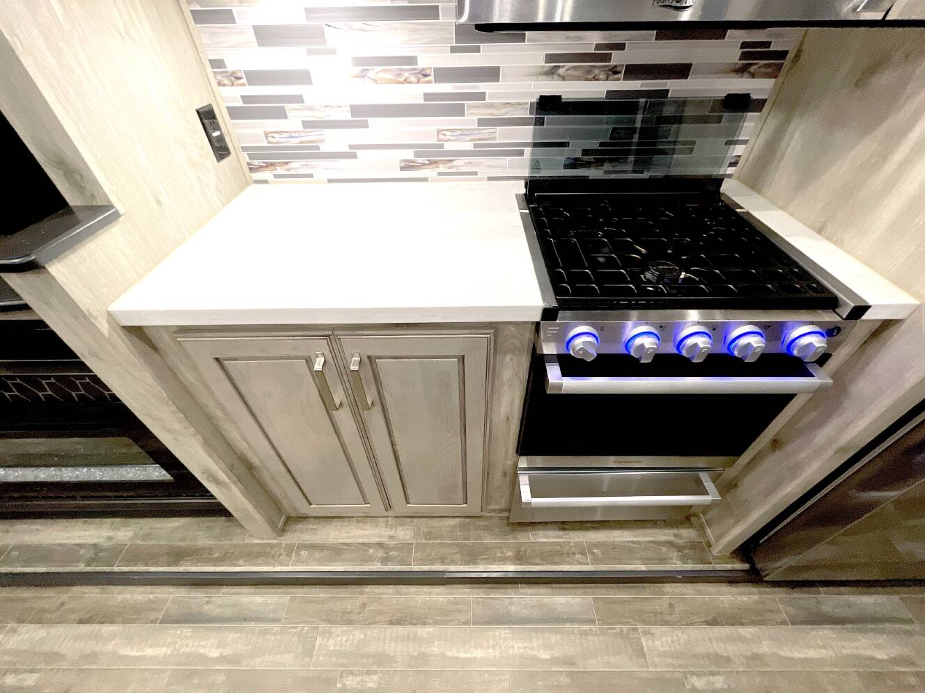 A photo of this 2021 Keystone AVALANCHE 312RS