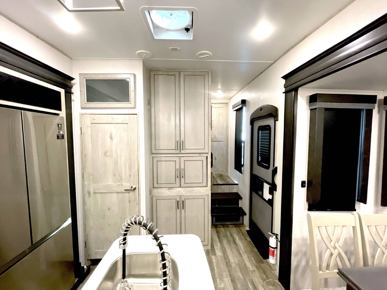 A photo of this 2021 Keystone AVALANCHE 312RS