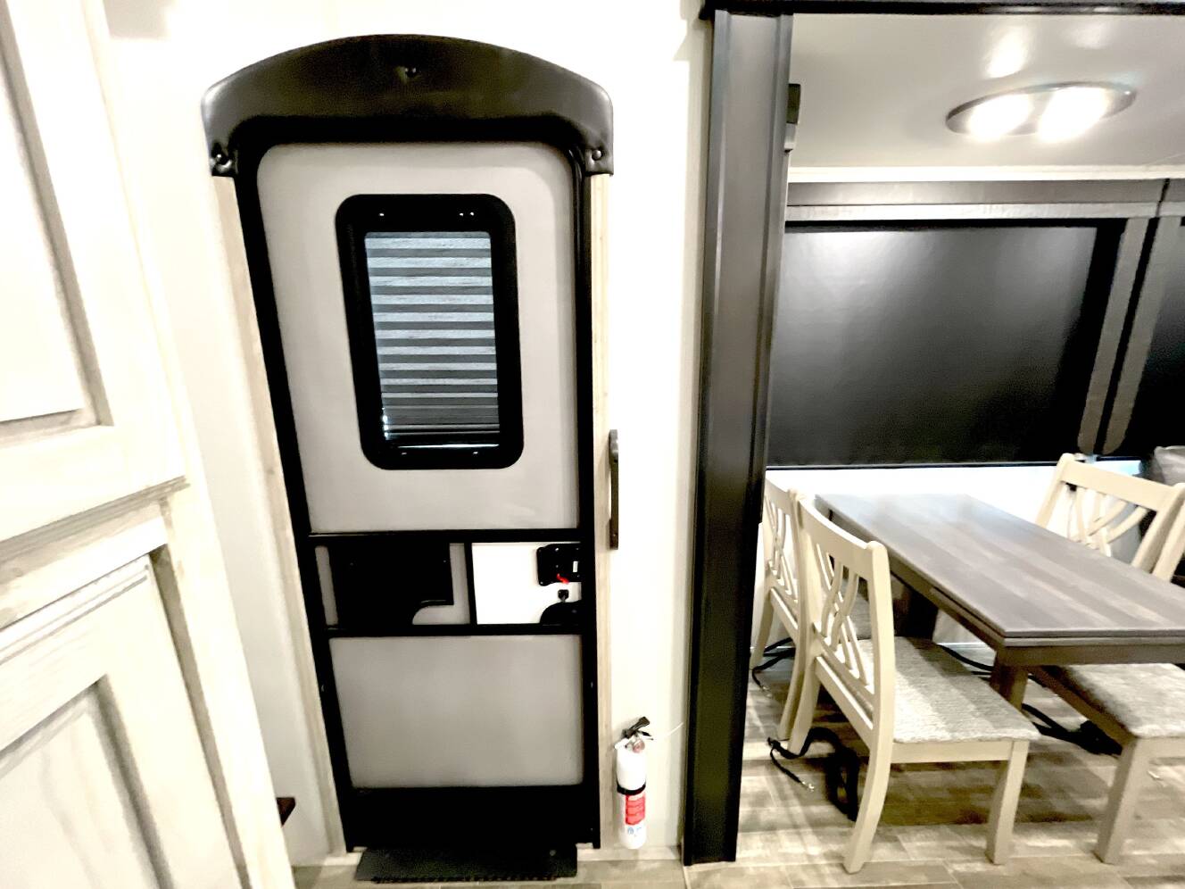 A photo of this 2021 Keystone AVALANCHE 312RS