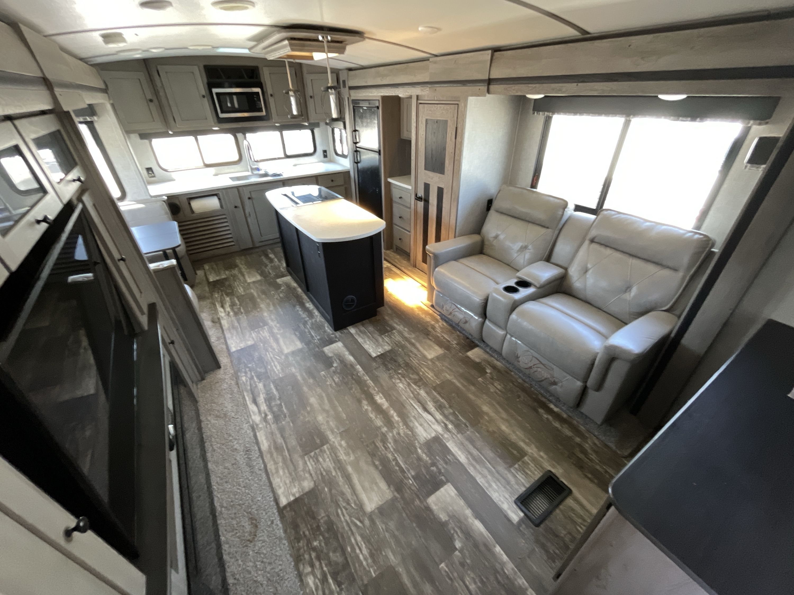 2020 Keystone OUTBACK 300ML in fresno CA