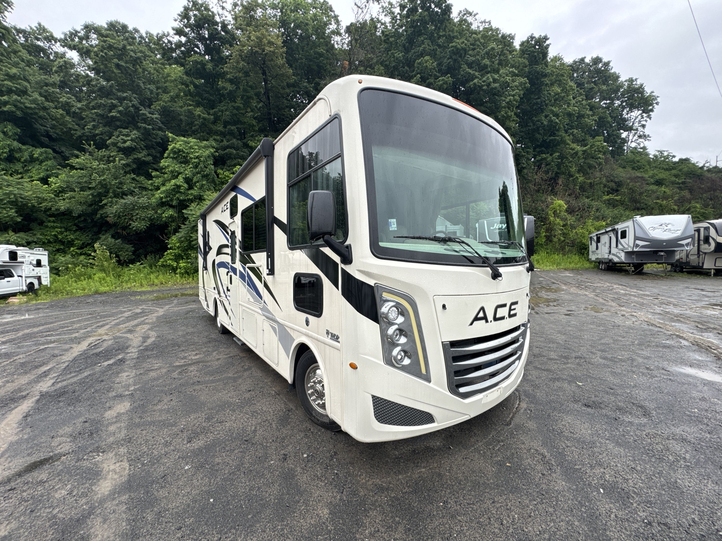 2023 Thor ACE 32B RV