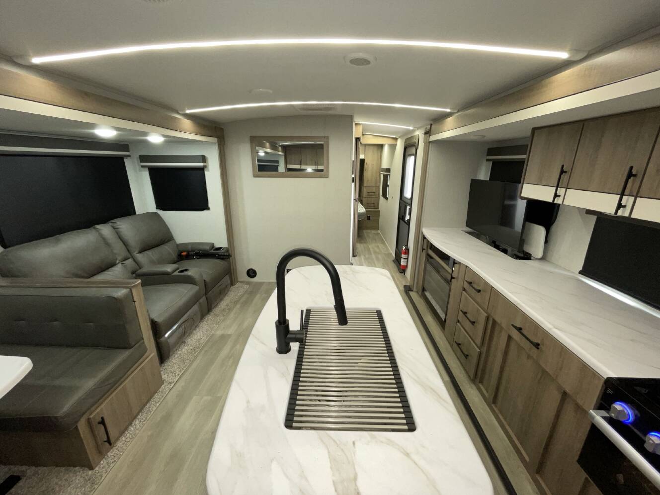 A photo of this 2024 Grand Design IMAGINE 2670MK