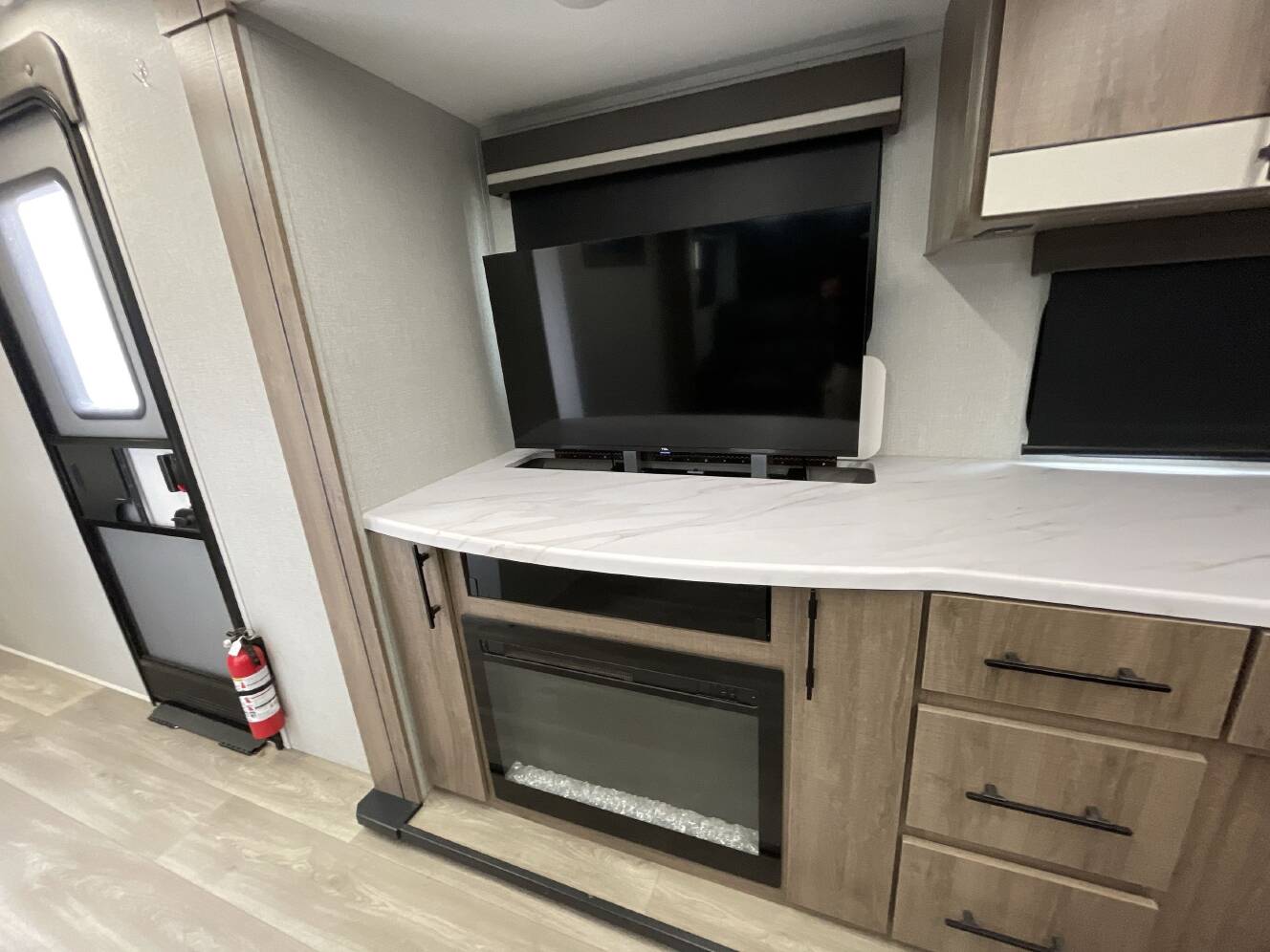 A photo of this 2024 Grand Design IMAGINE 2670MK