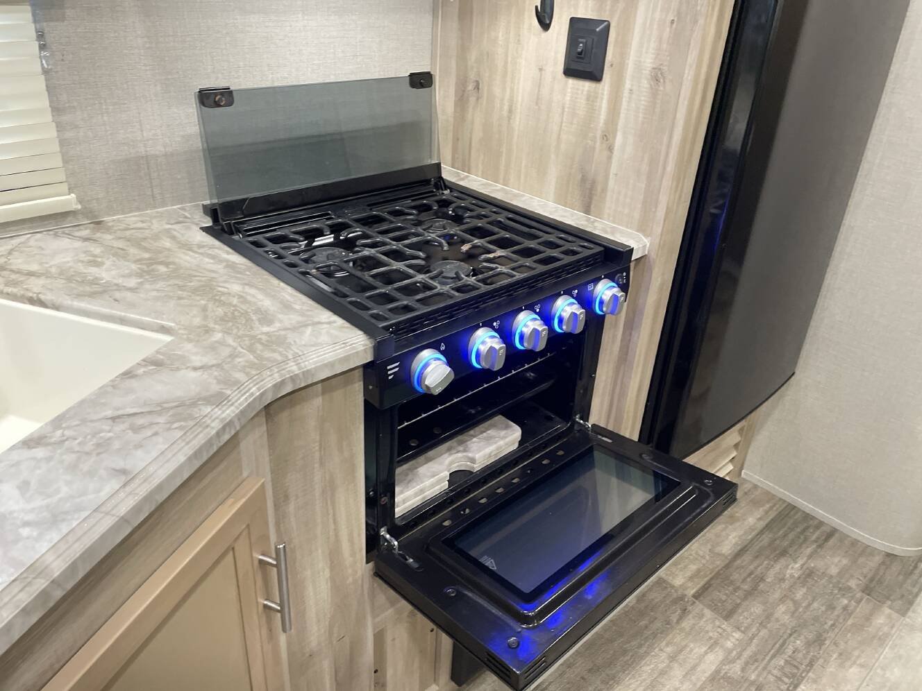 A photo of this 2021 Coachmen CATALINA LEGACY 293QBCK