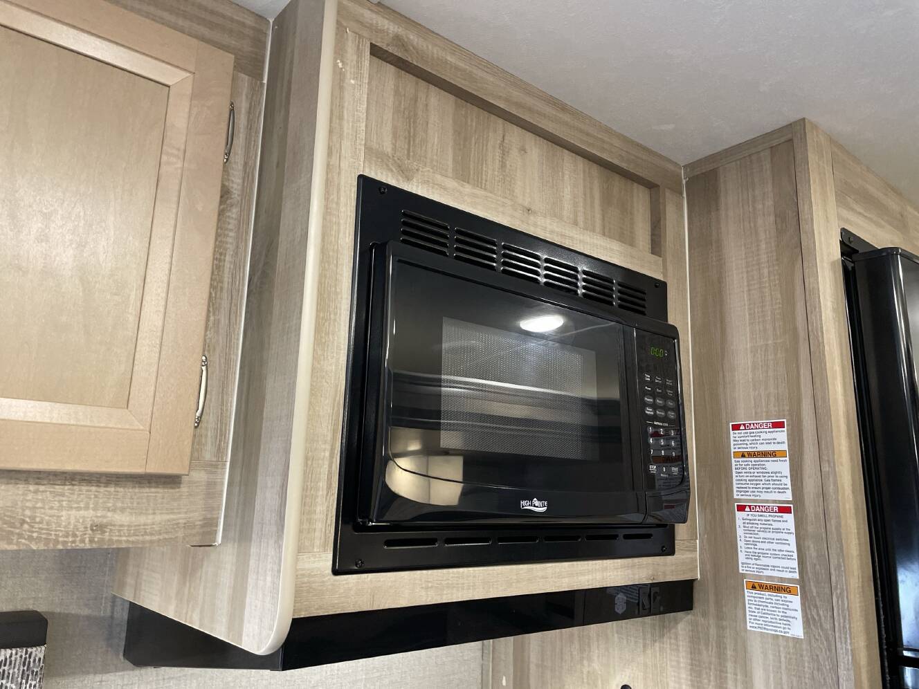 A photo of this 2021 Coachmen CATALINA LEGACY 293QBCK
