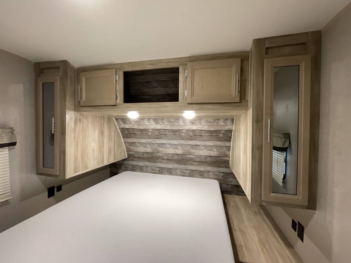 A photo of this 2021 Coachmen CATALINA LEGACY 293QBCK