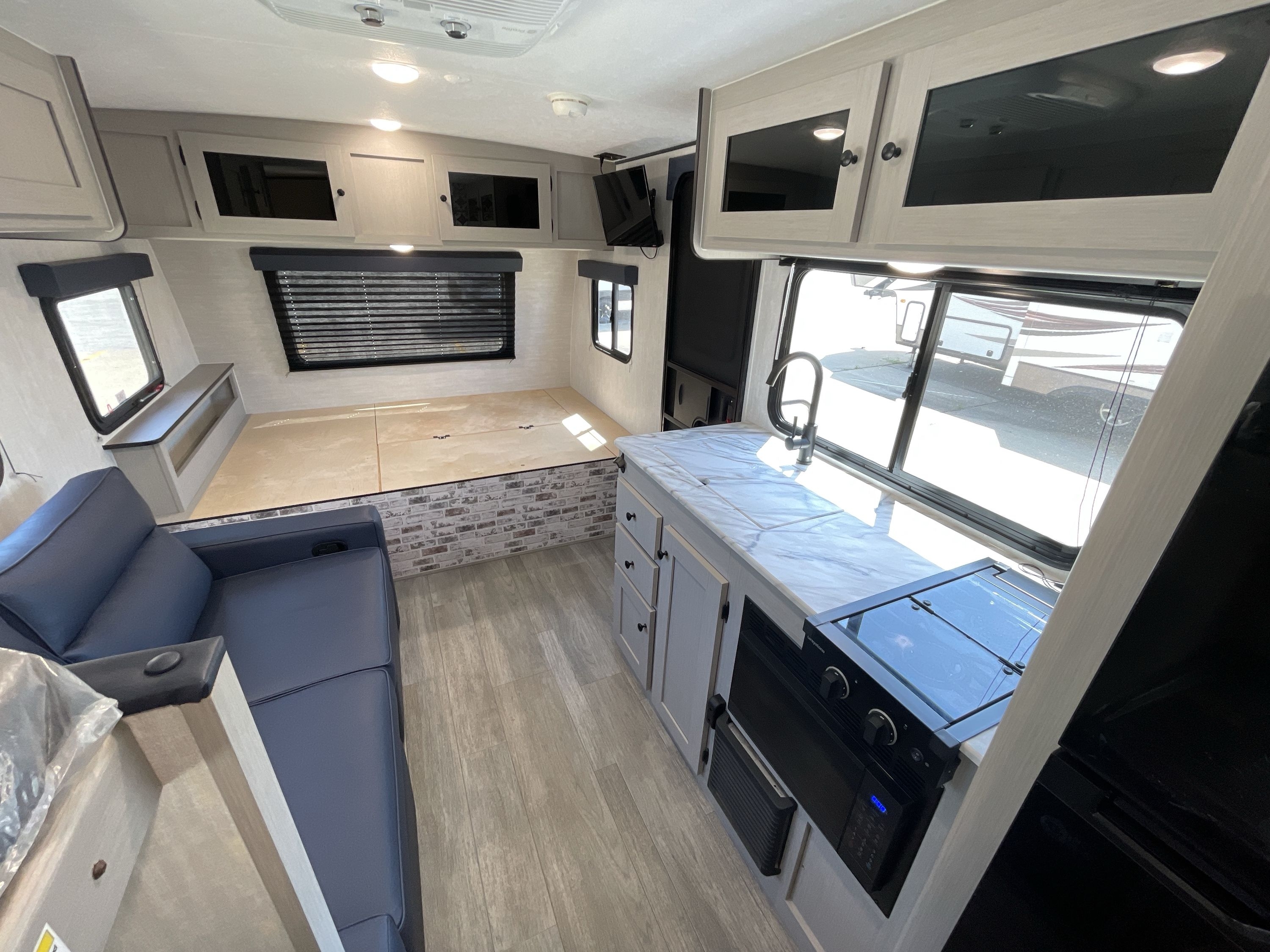 2025 Coachmen APEX NANO 184BH in tyler TX