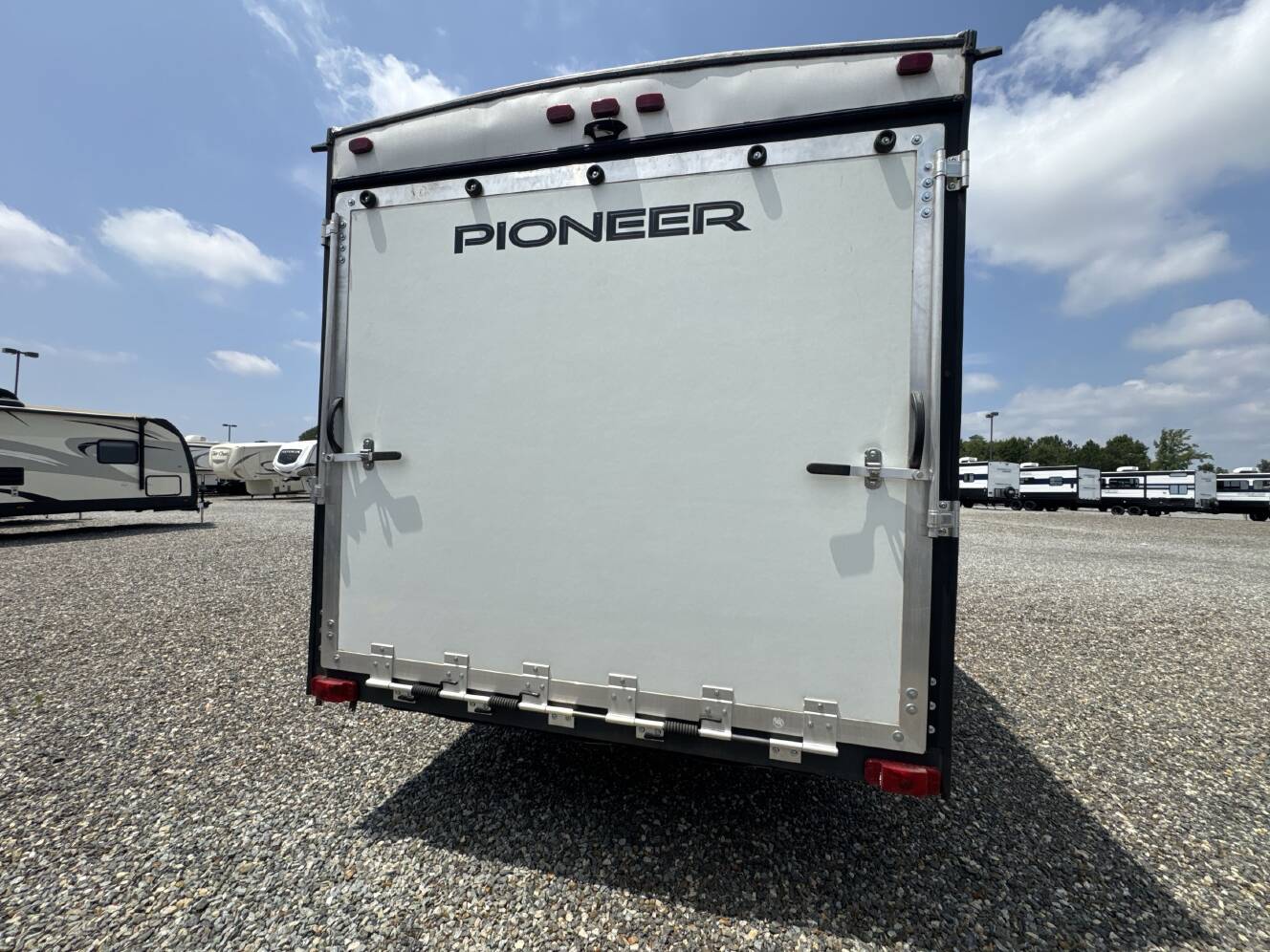 A photo of this 2022 Heartland PIONEER RG28