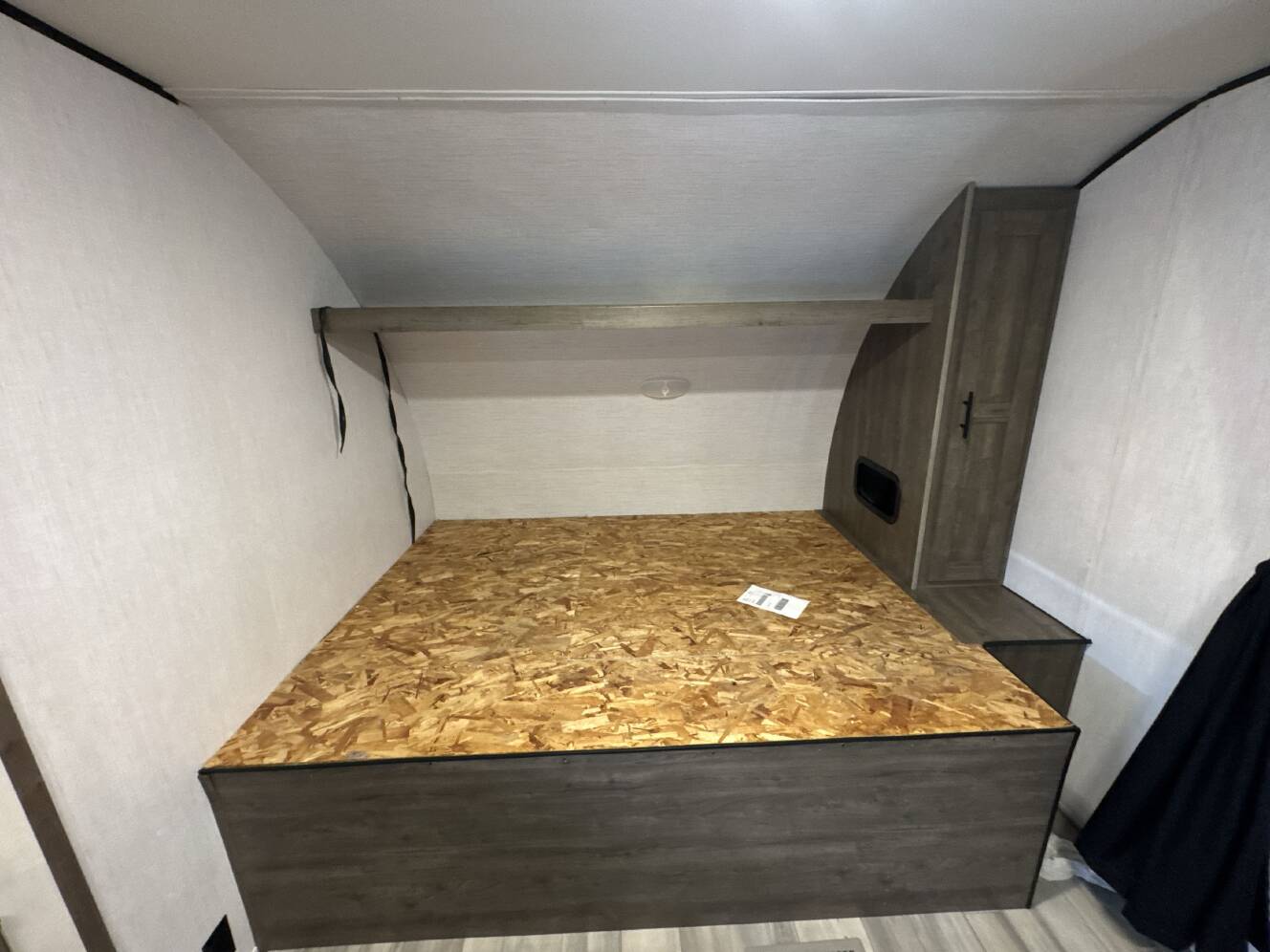 A photo of this 2022 Heartland PIONEER RG28