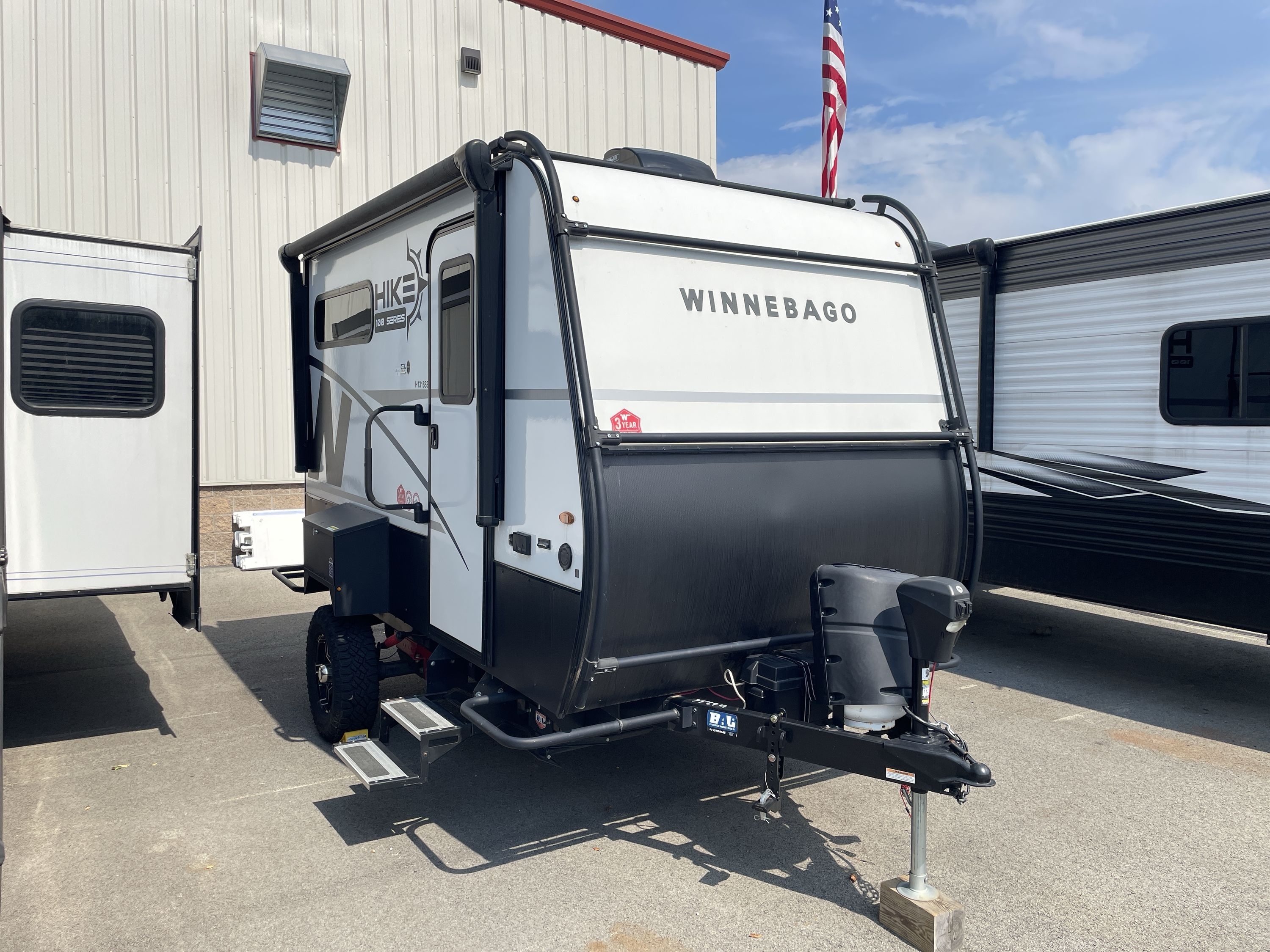 2023 Winnebago HIKE 100 1316MB H1316MB in apollo PA