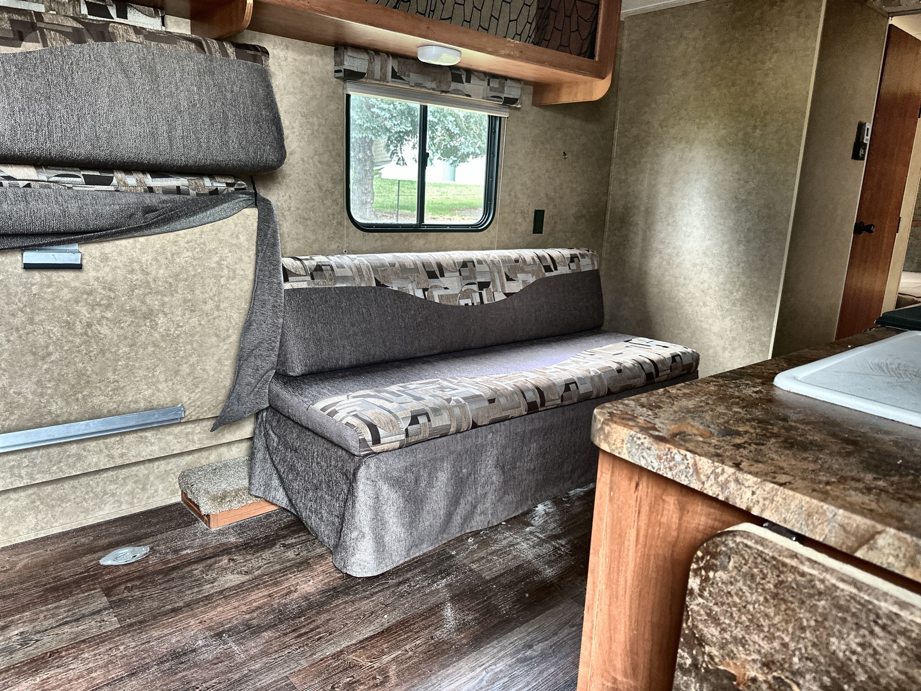 2015 Forest River GREY WOLF 21RR in billings MT