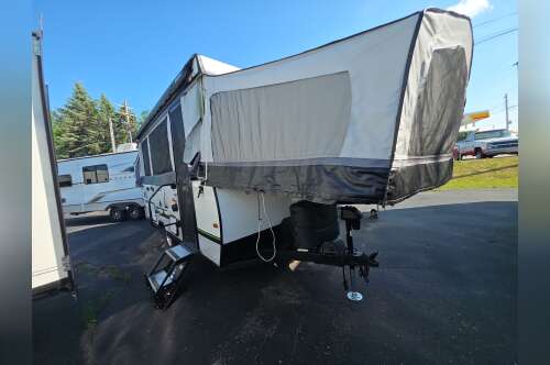 2019 Forest River ROCKWOOD HIGH WALL HW277 in chelsea MI