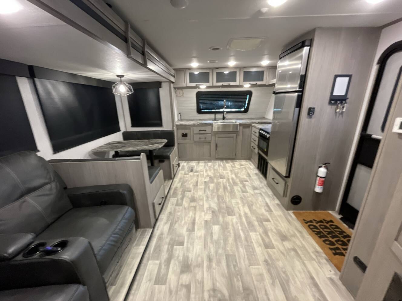 A photo of this 2022 Dutchmen KODIAK ULTIMATE 2921FKDS