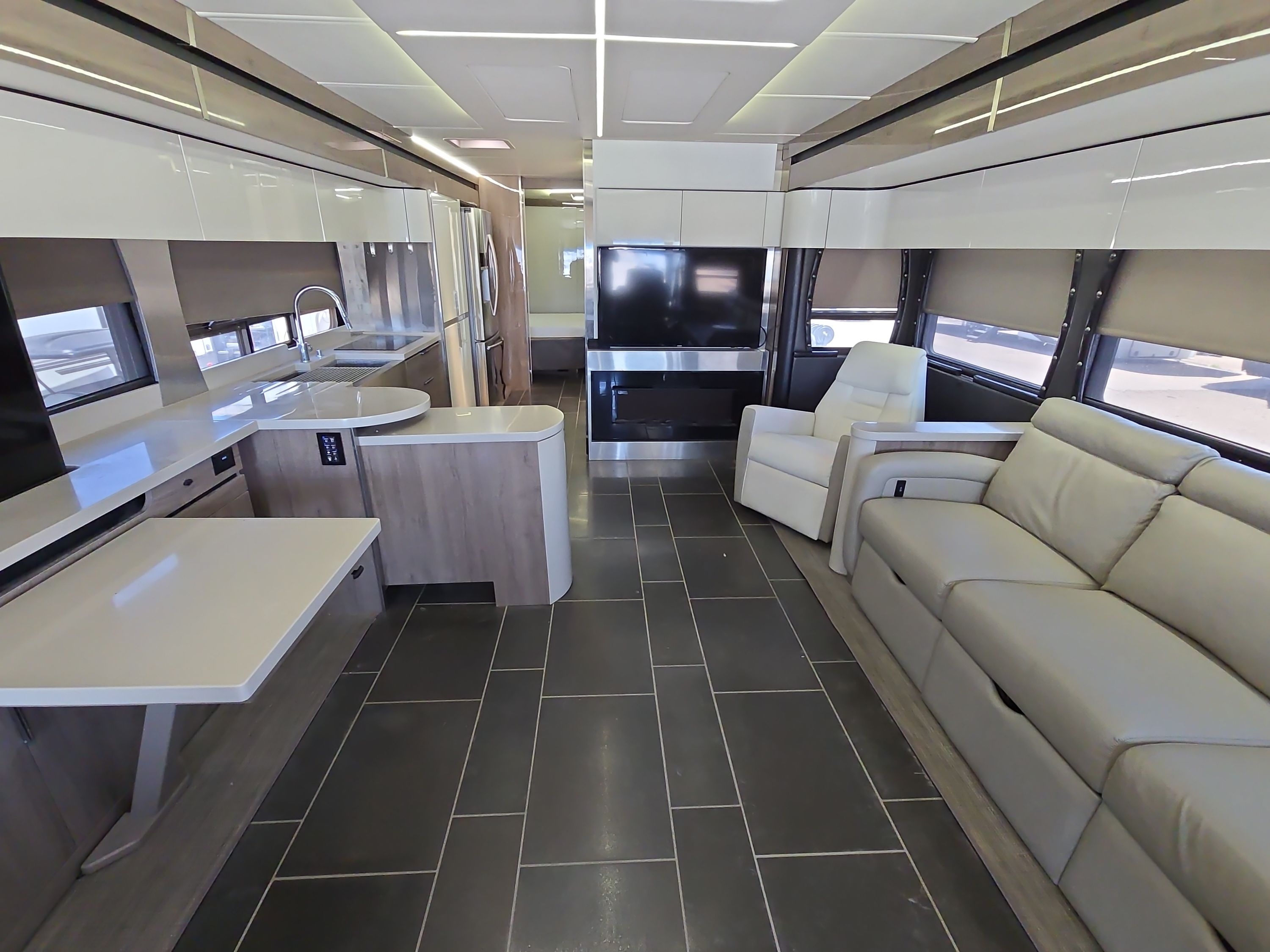 2018 Winnebago HORIZON 40A in lubbock TX