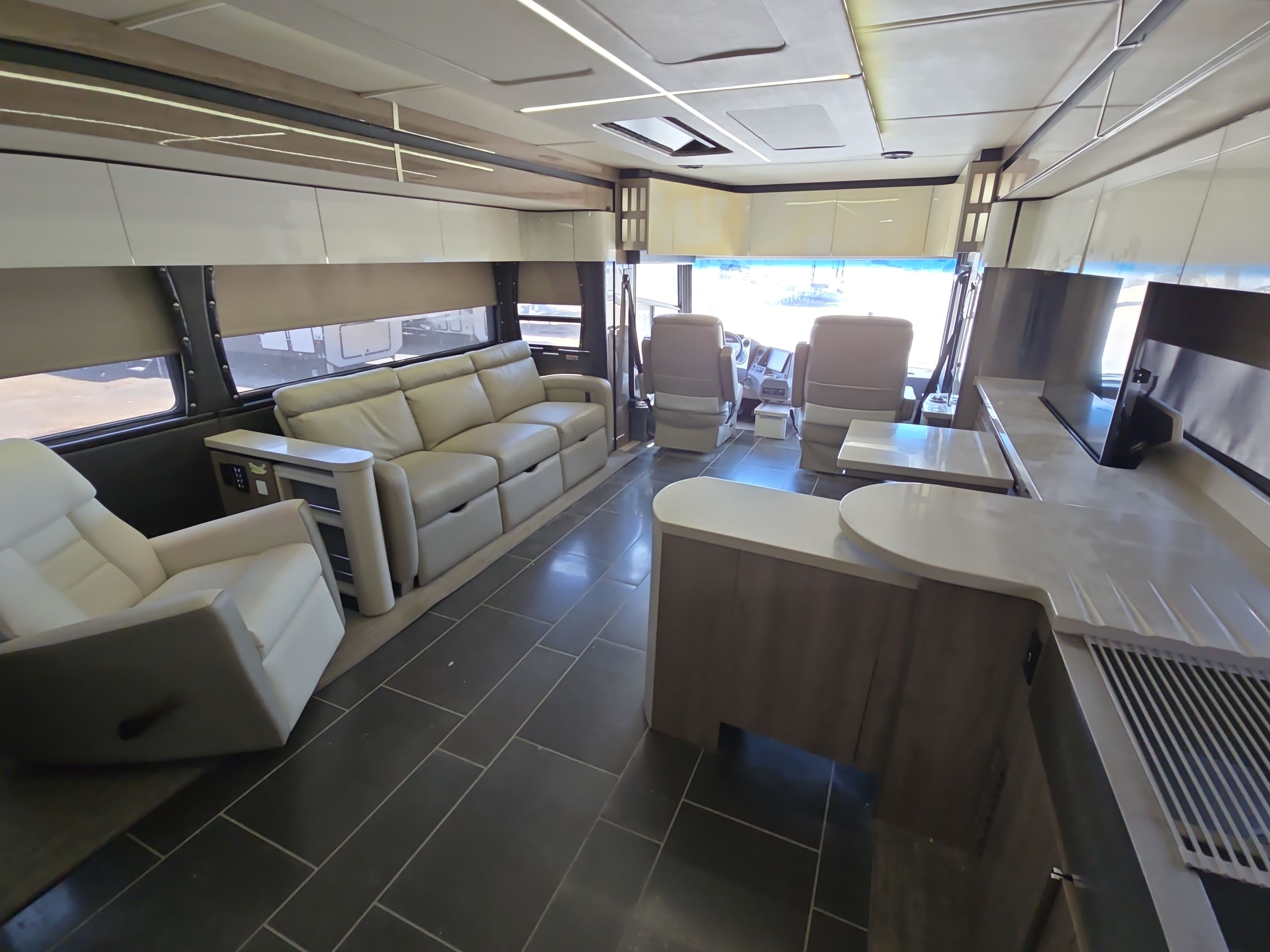 2018 Winnebago HORIZON 40A in lubbock TX