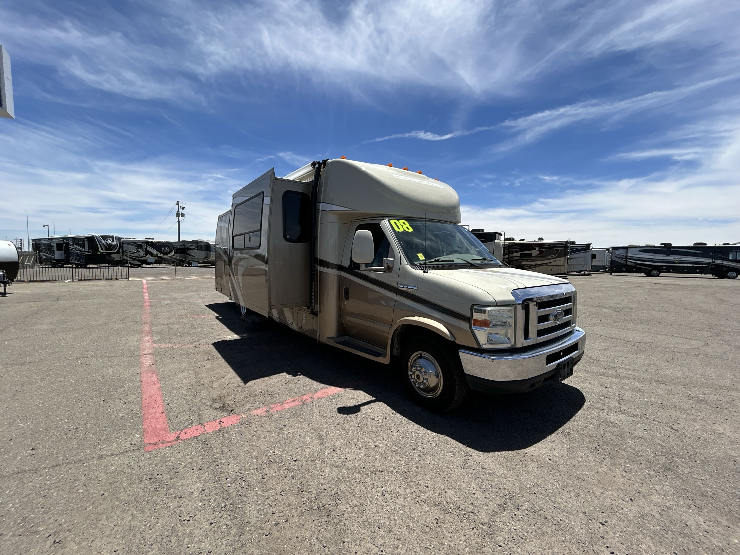 2008 Coachmen CONCORD 300TS RV