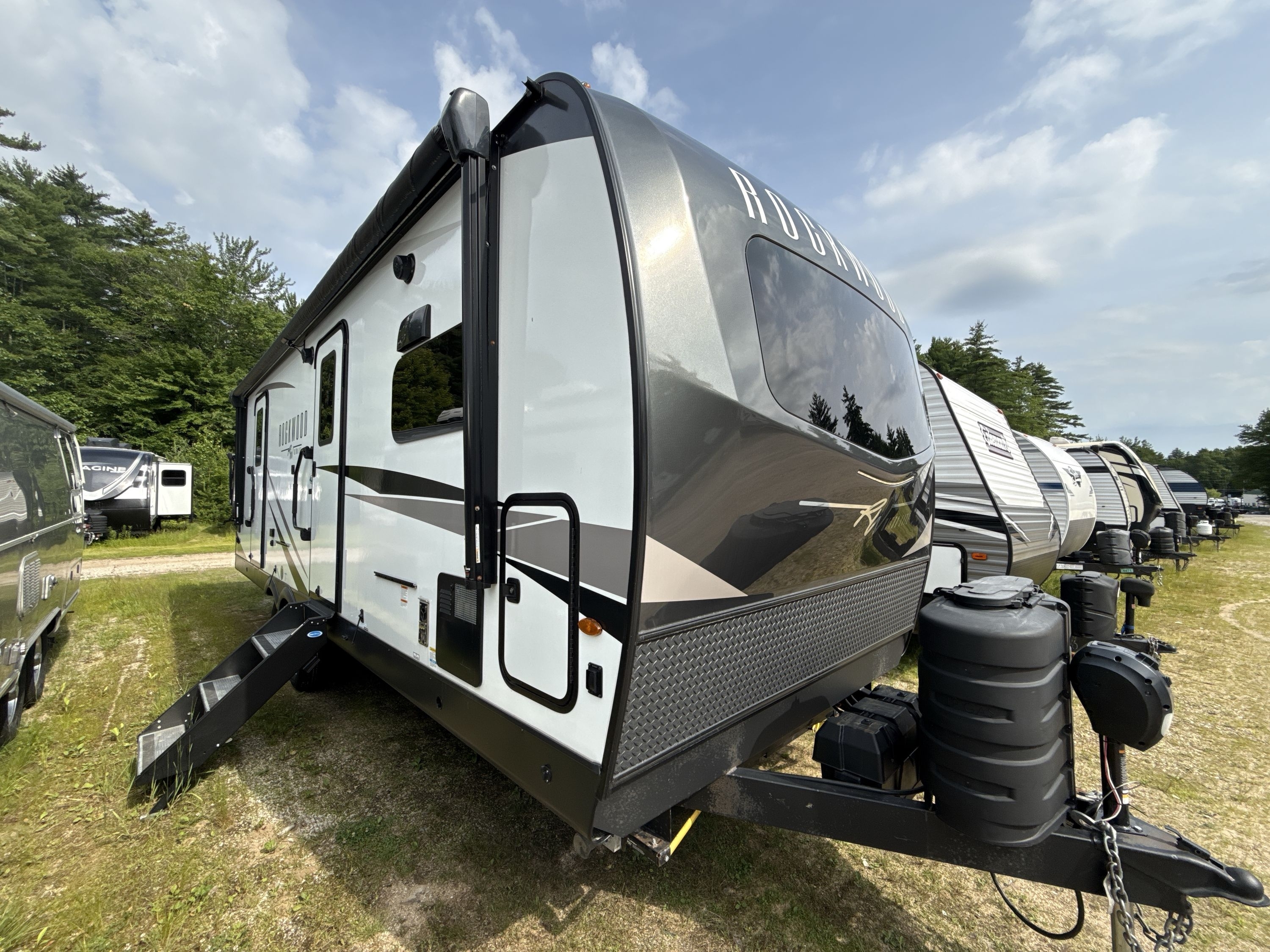 2024 Forest River ROCKWOOD ULTRA LITE 2608BS RV