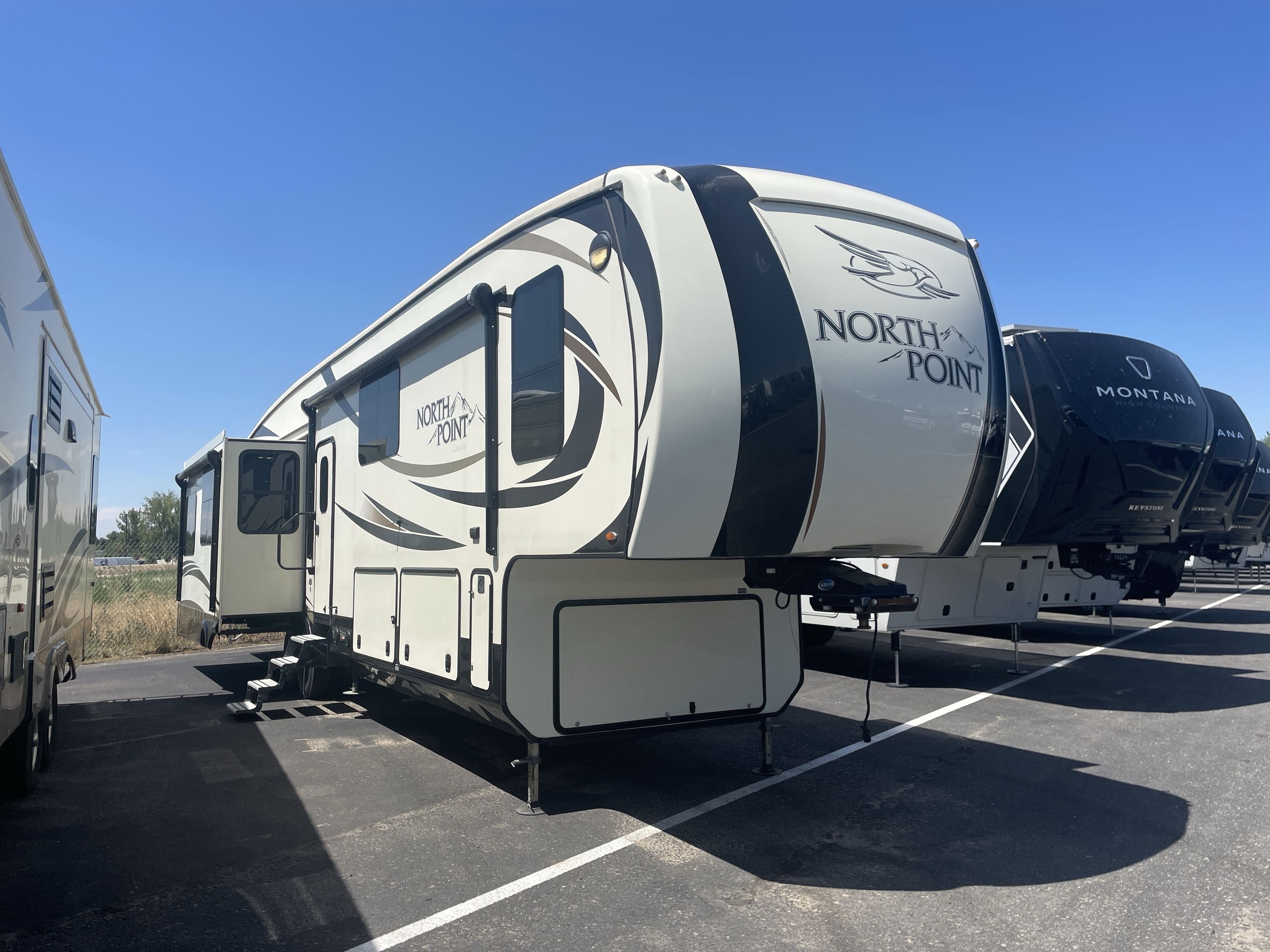 2017 Jayco NORTH POINT 377RLBH RV