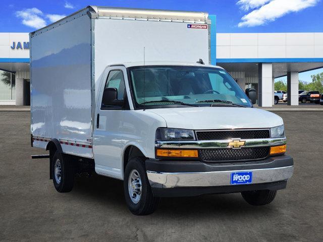 2026 CHEVROLET Express Cutaway 3500 in Decatur, TX