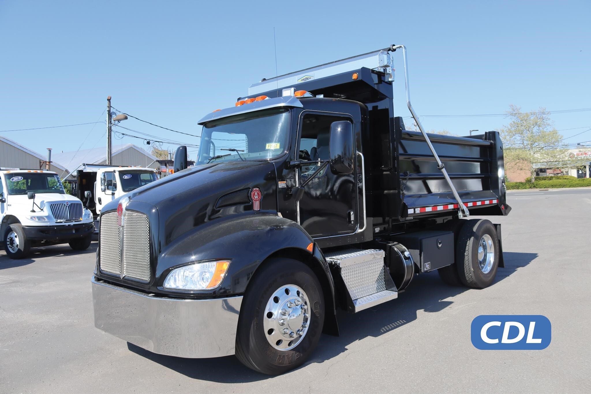 2018 KENWORTH T370 in Ronkonkoma, NY