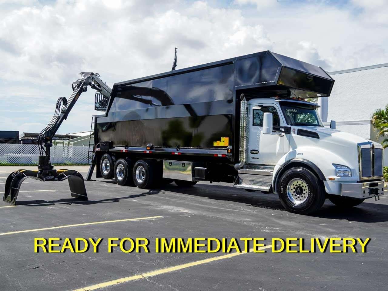 2027 KENWORTH T880 in West Palm Beach, FL