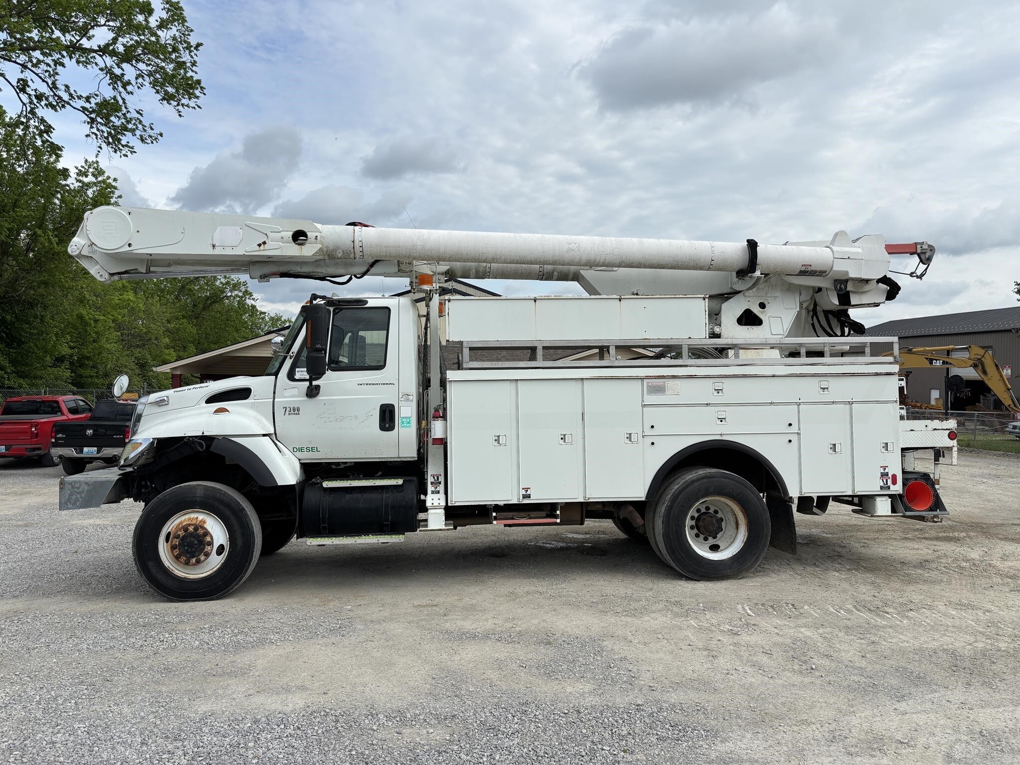 2003 ALTEC AM855 in Pleasureville, KY