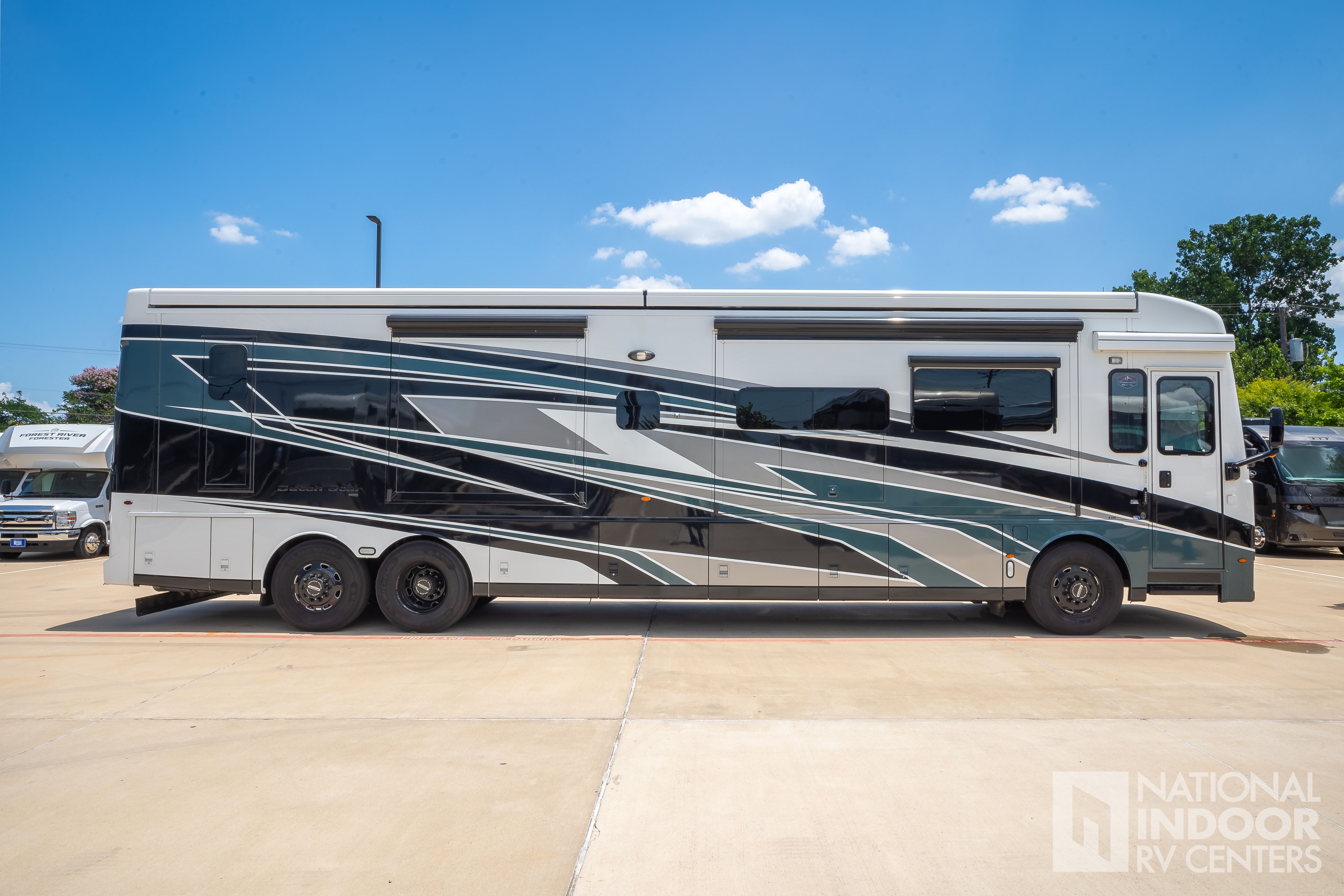 2025 Newmar Dutch Star 4369 RV