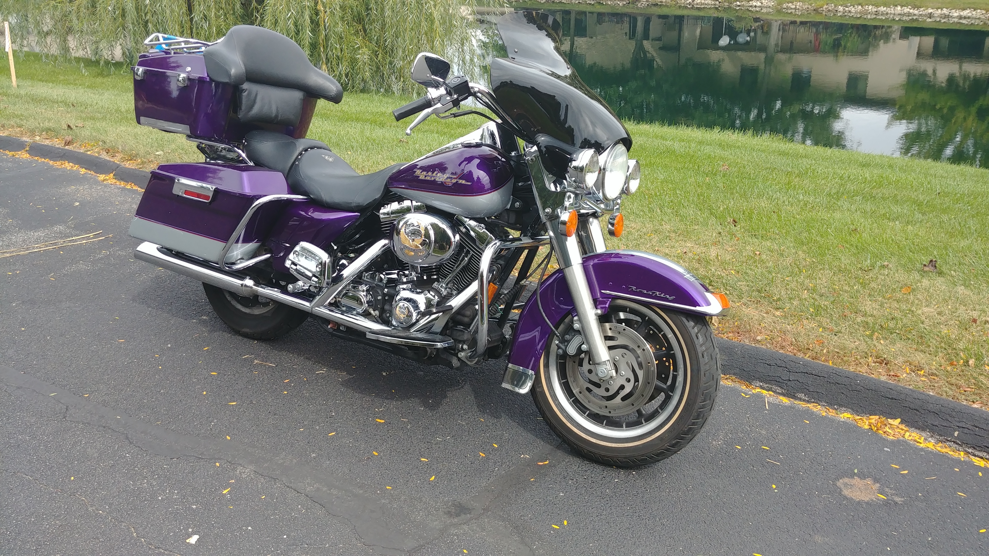 2001 Harley-Davidson ROAD KING BASE BASE in Fort Wayne, IN