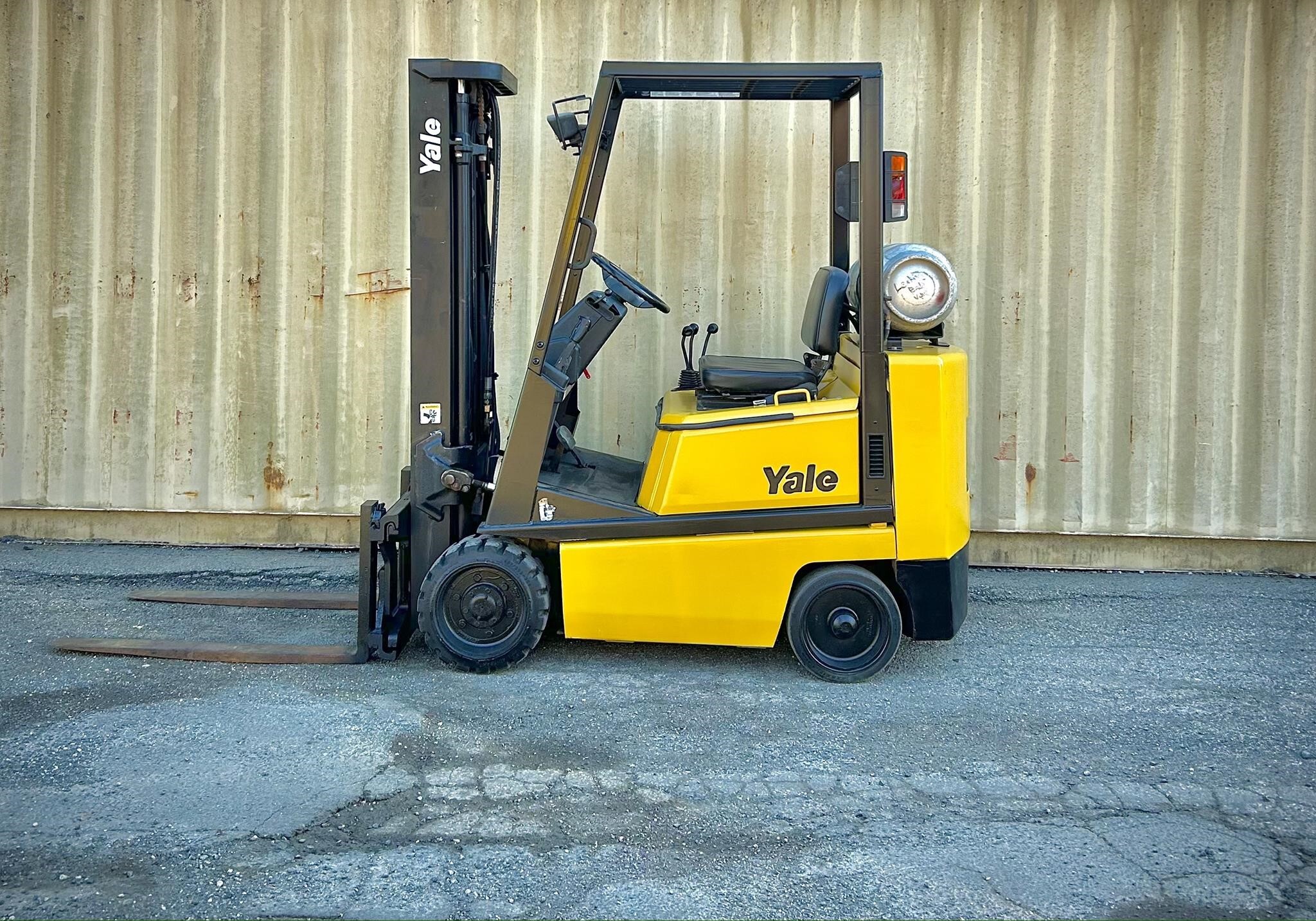 1998 YALE GLC040AF in Clifton, NJ