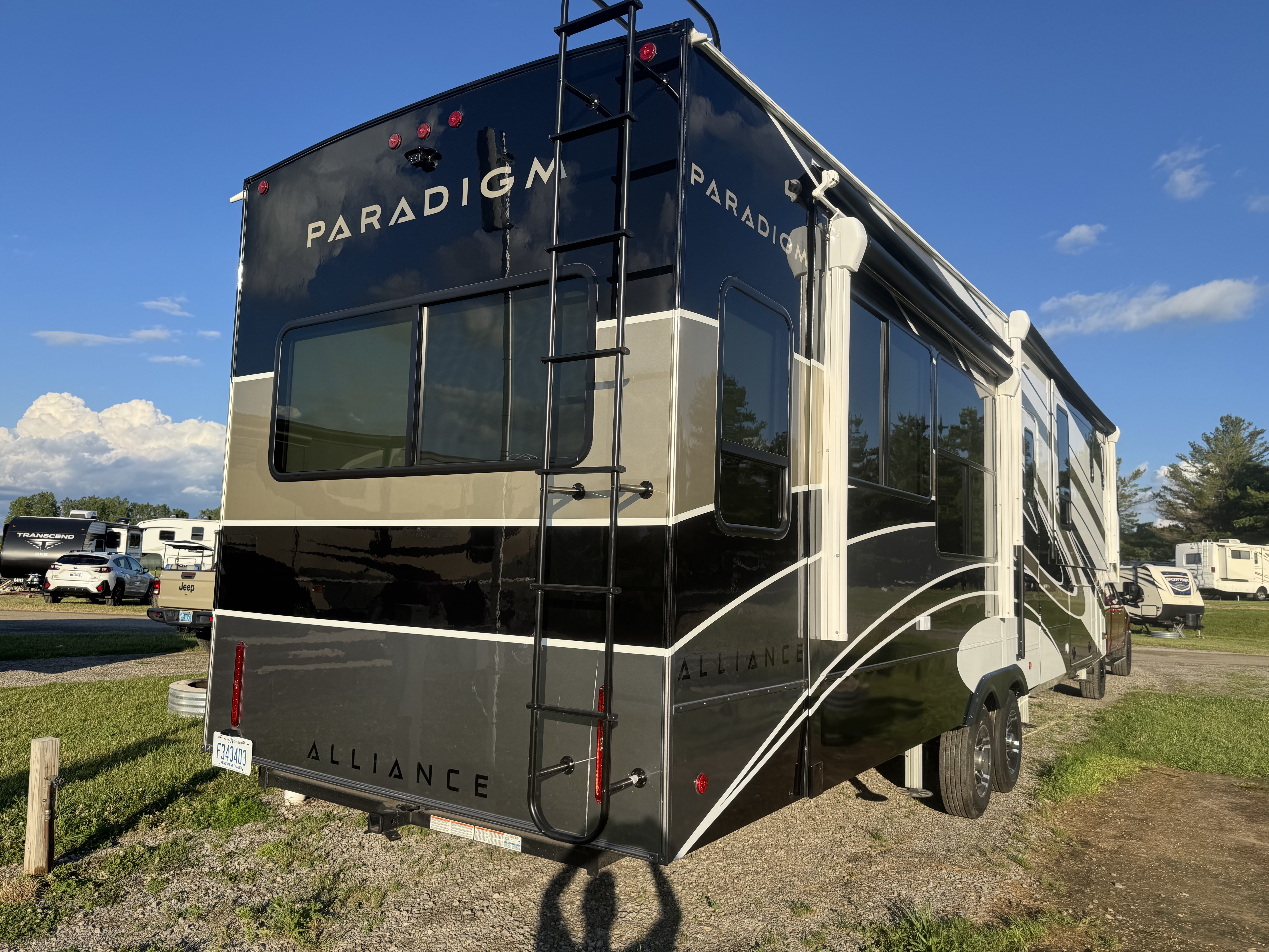 2025 Alliance Rv PARADIGM 370FB in gladwin MI