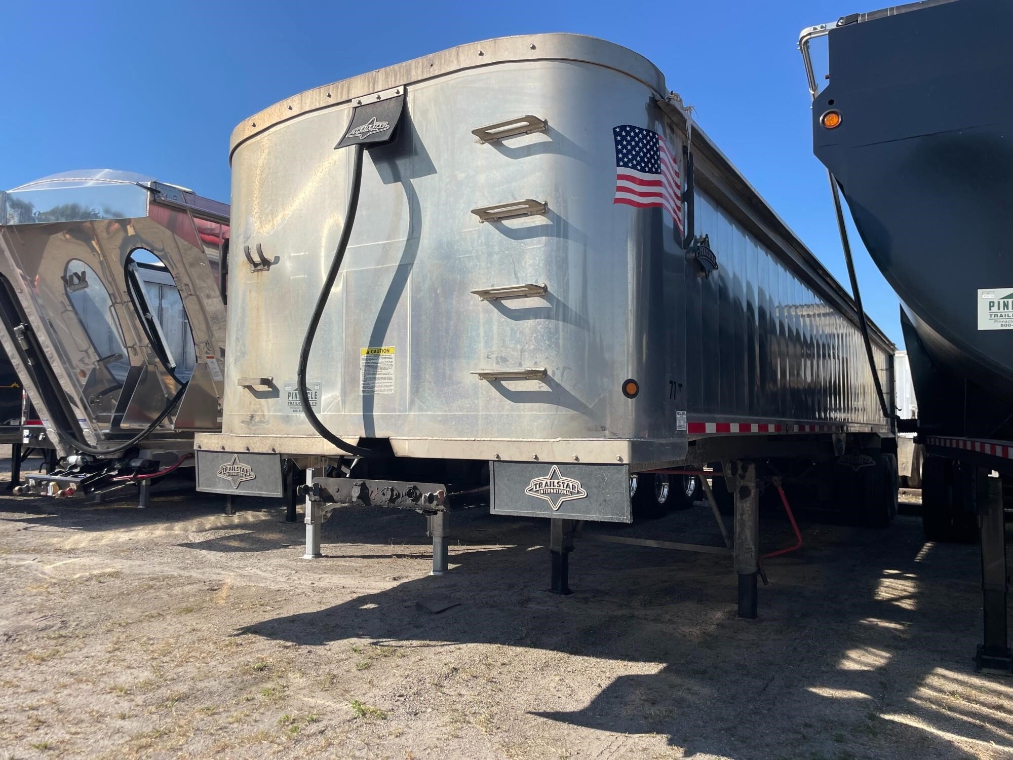 2019 TRAILSTAR 39' X 96" X 54" FRAMELESS SMOOTH SIDE DUMP in Wilmington, NC