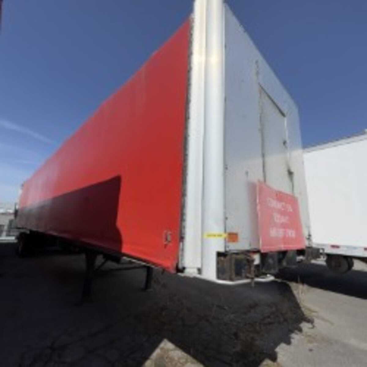 2017 GREAT DANE TRAILERS FLATBED 48/102 in Hampton, VA