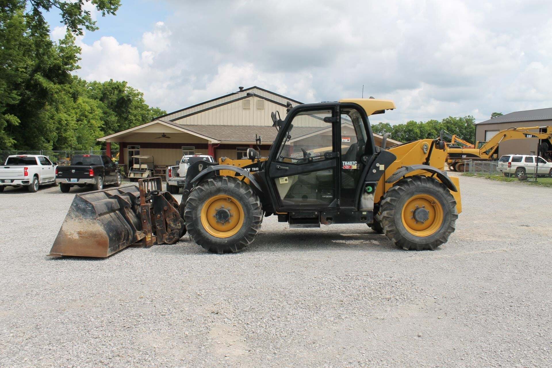 2012 CATERPILLAR TH407C in Pleasureville, KY