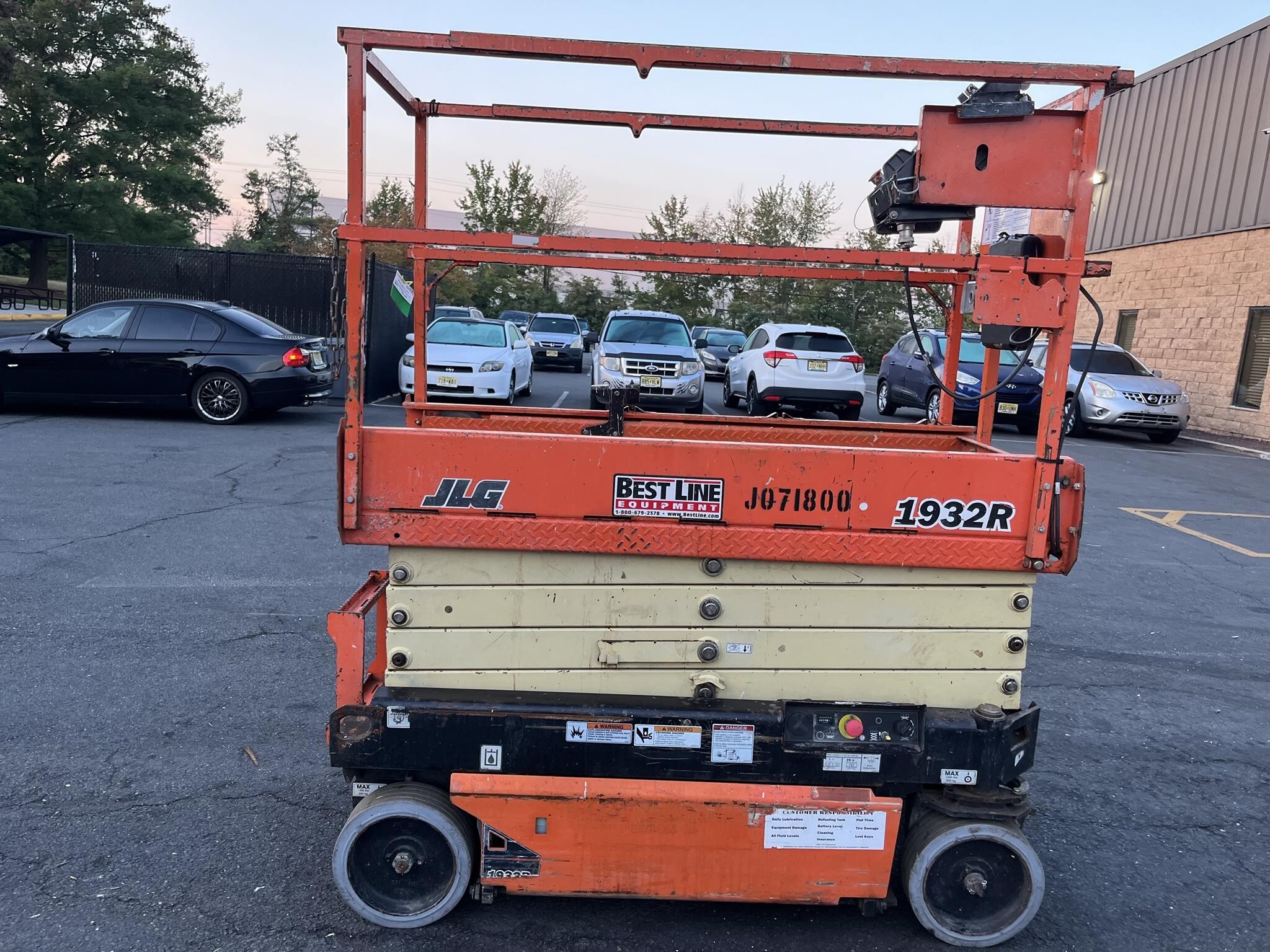 2017 JLG 1932R in Keyport, NJ
