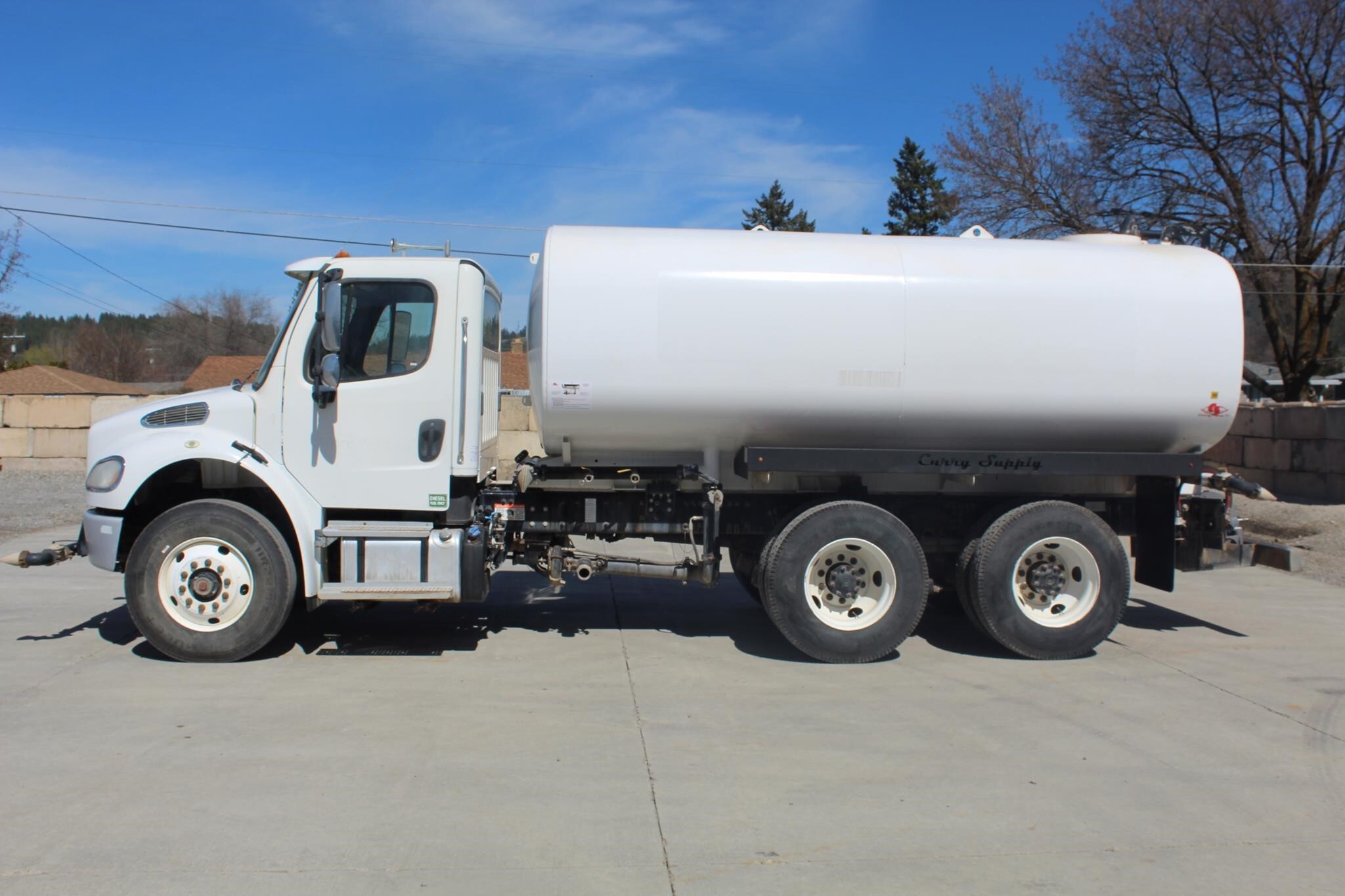 2019 FREIGHTLINER BUSINESS CLASS M2 106 in Spokane, WA