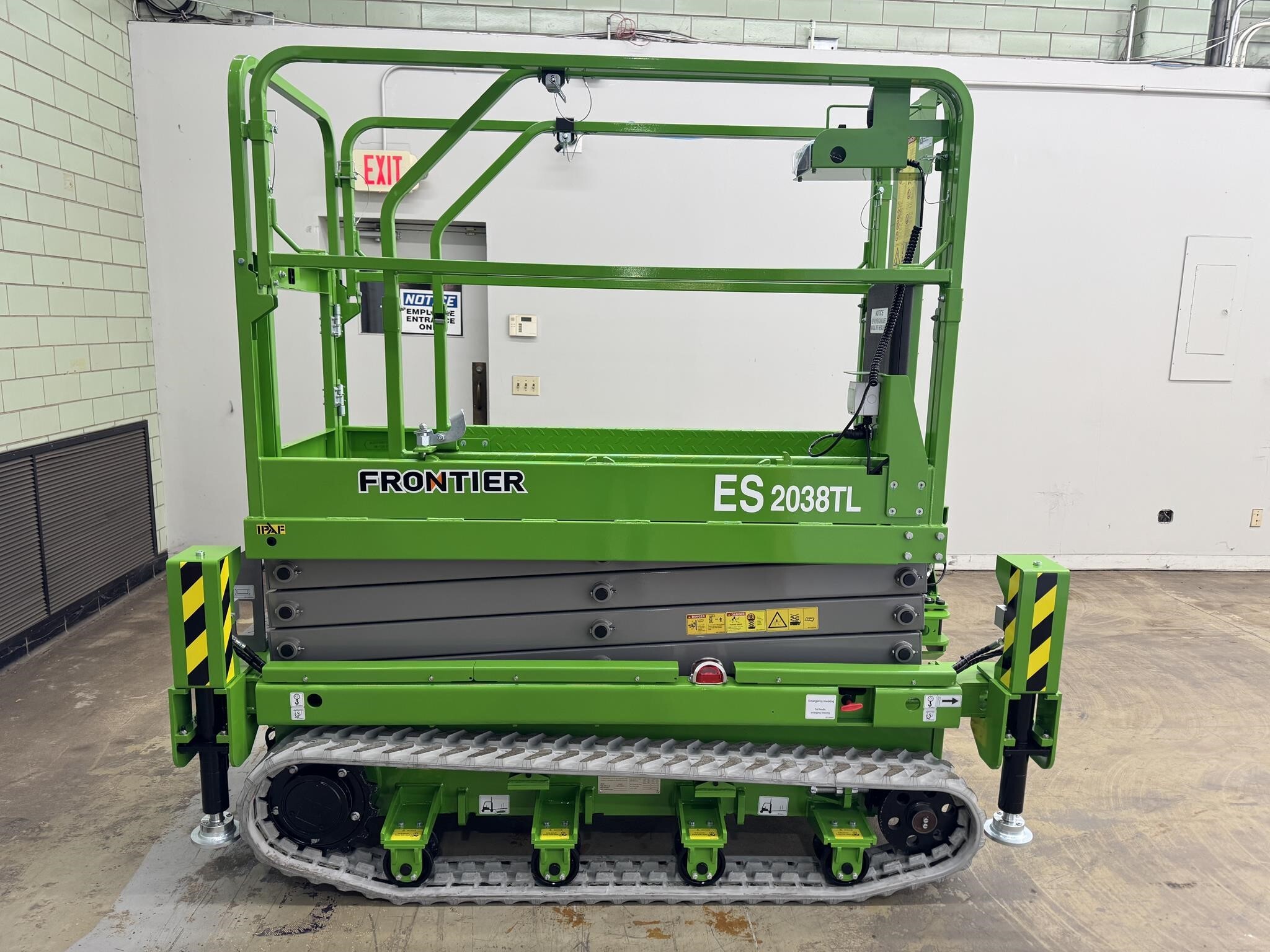 2026 FRONTIER LIFTS ES2038TL in Minneapolis, MN