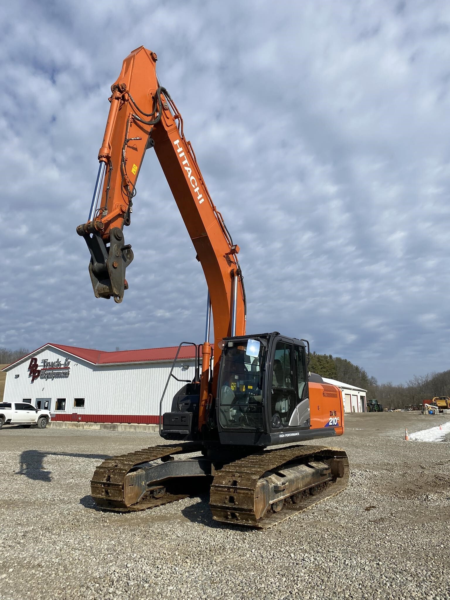 2023 HITACHI ZX210 LC-6 in Cadiz, OH