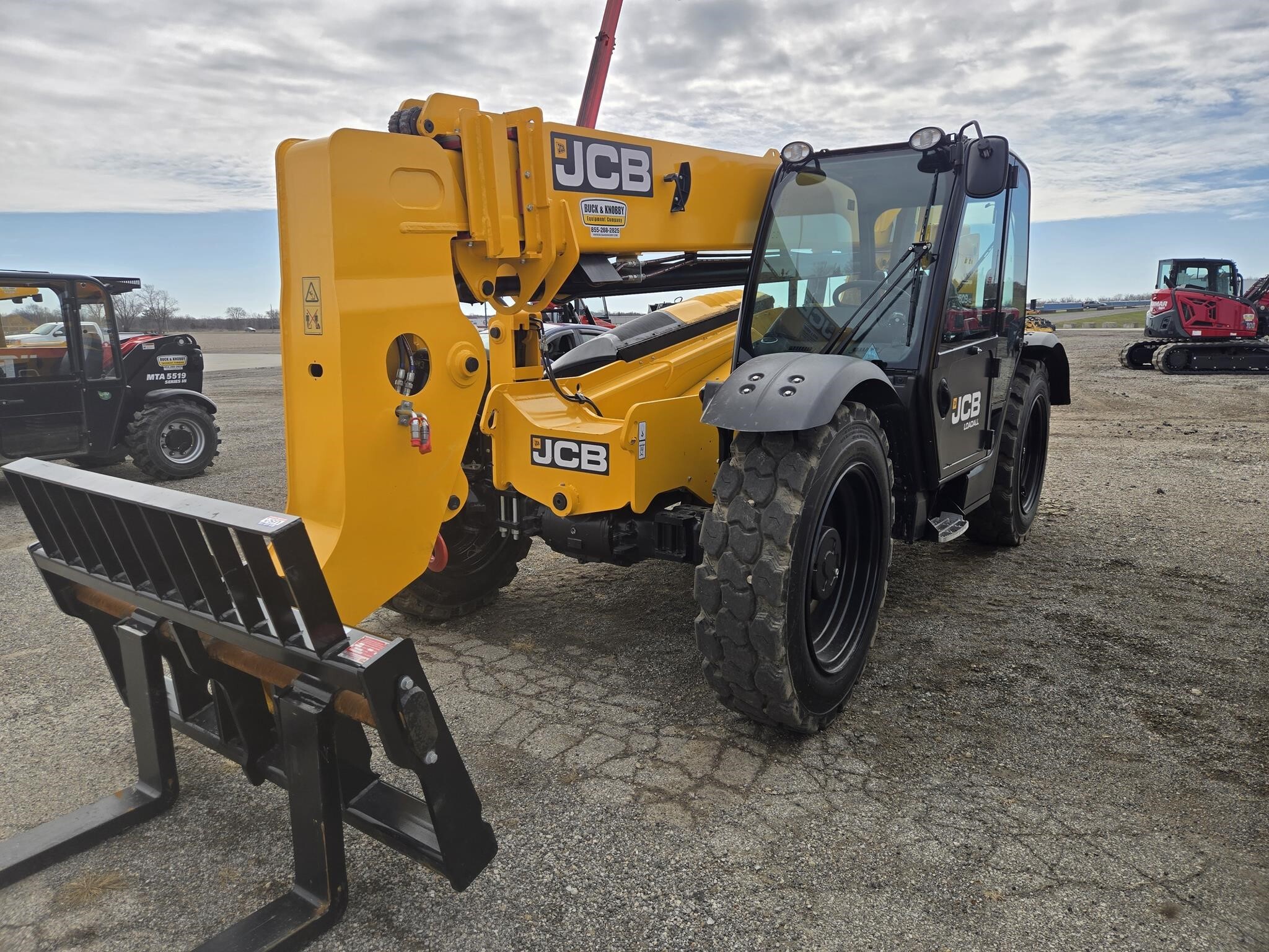 2026 JCB 509-42 in Ottawa Lake, MI