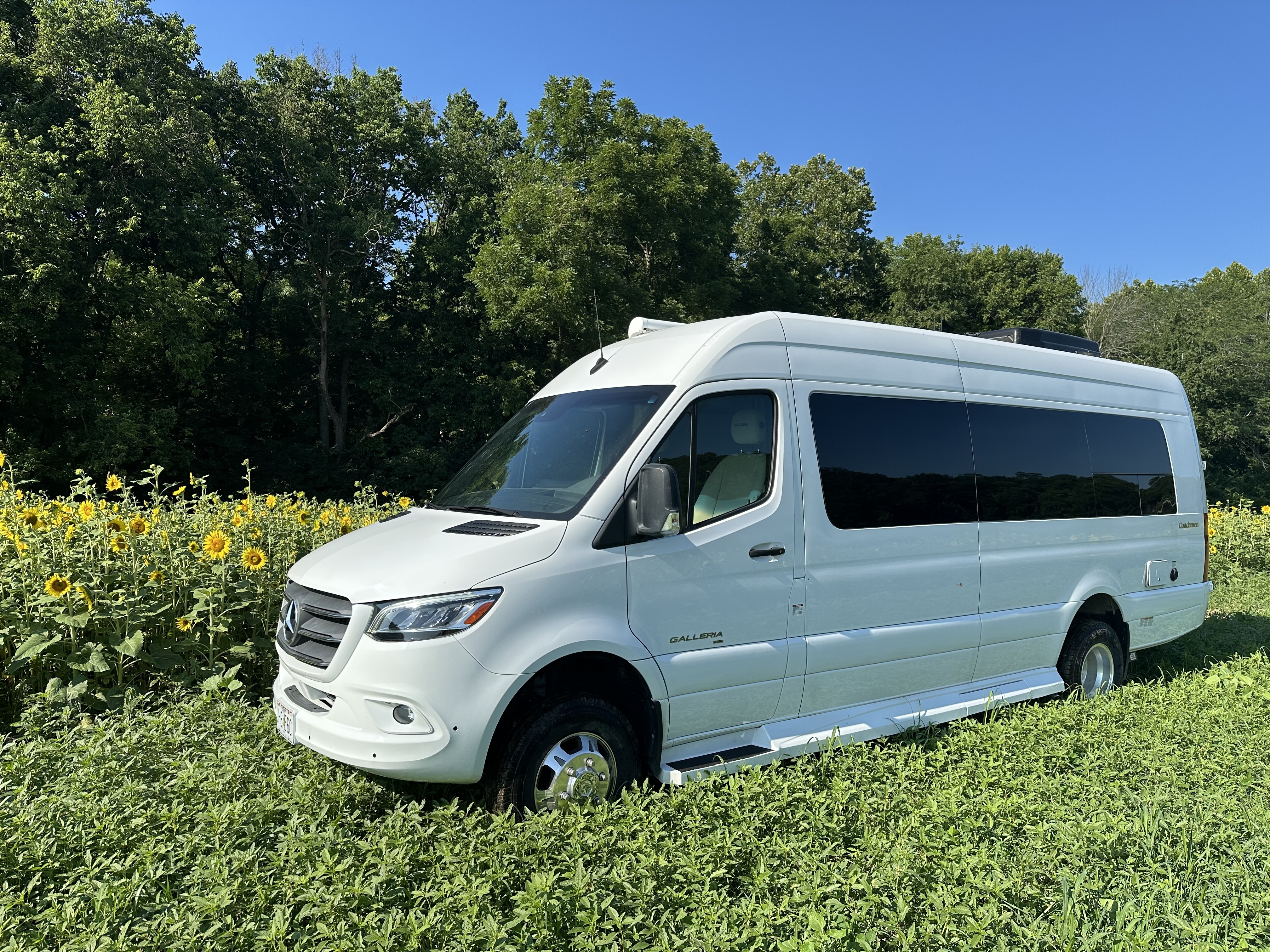 2021 Coachmen GALLERIA 24A RV