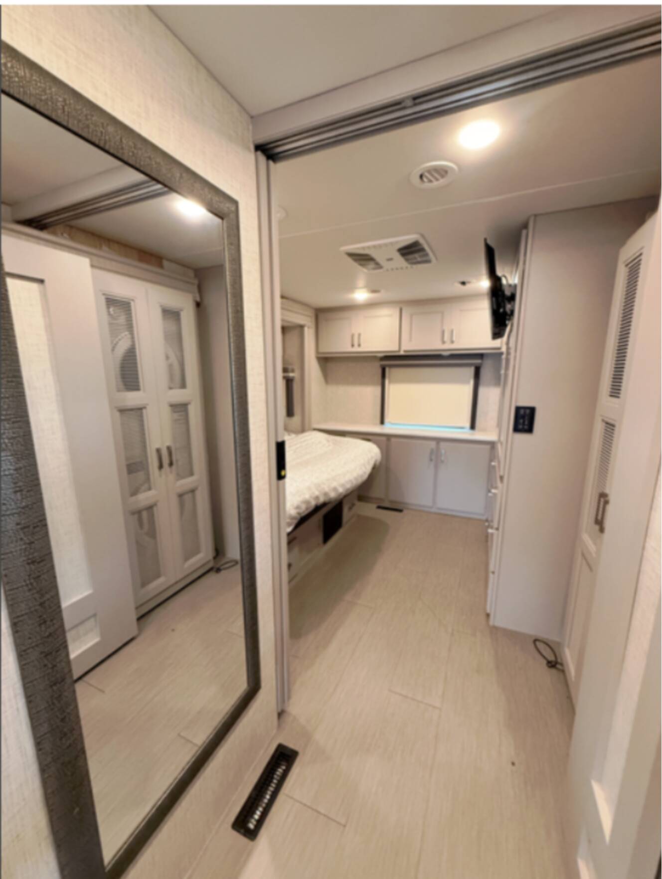 A photo of this 2024 Thor Motor Coach INCEPTION 38DX
