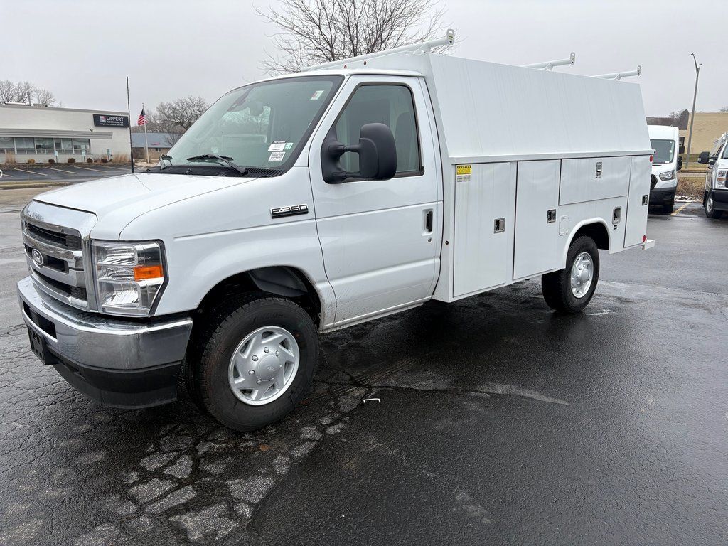 2026 FORD ECONOLINE in Menomonee Falls, WI
