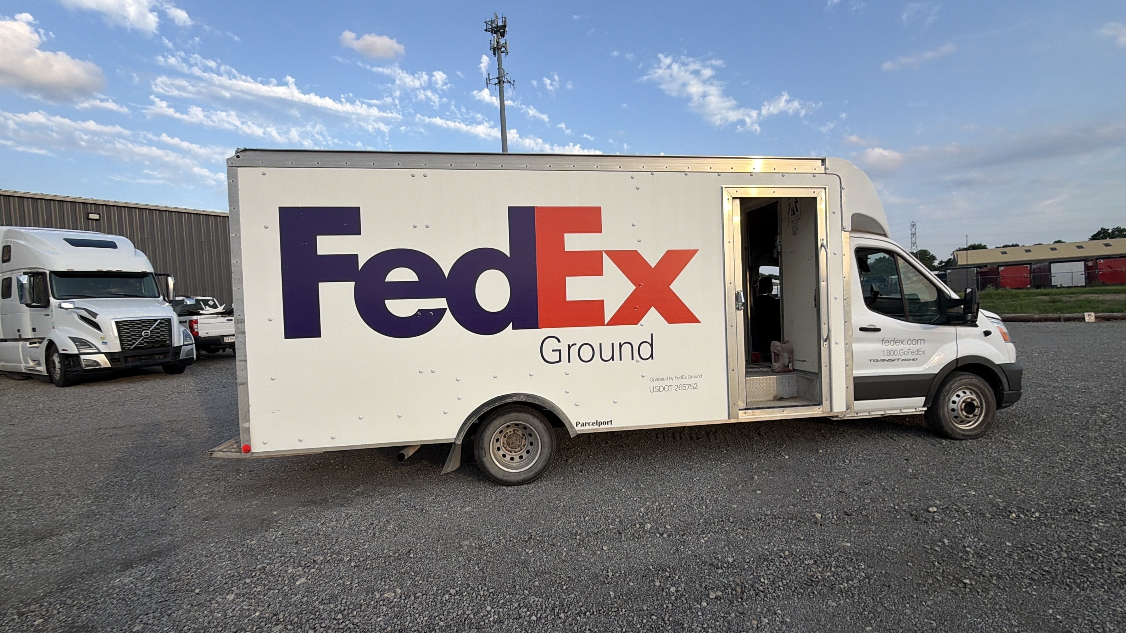 2020 FORD E450 in Boca Raton, FL