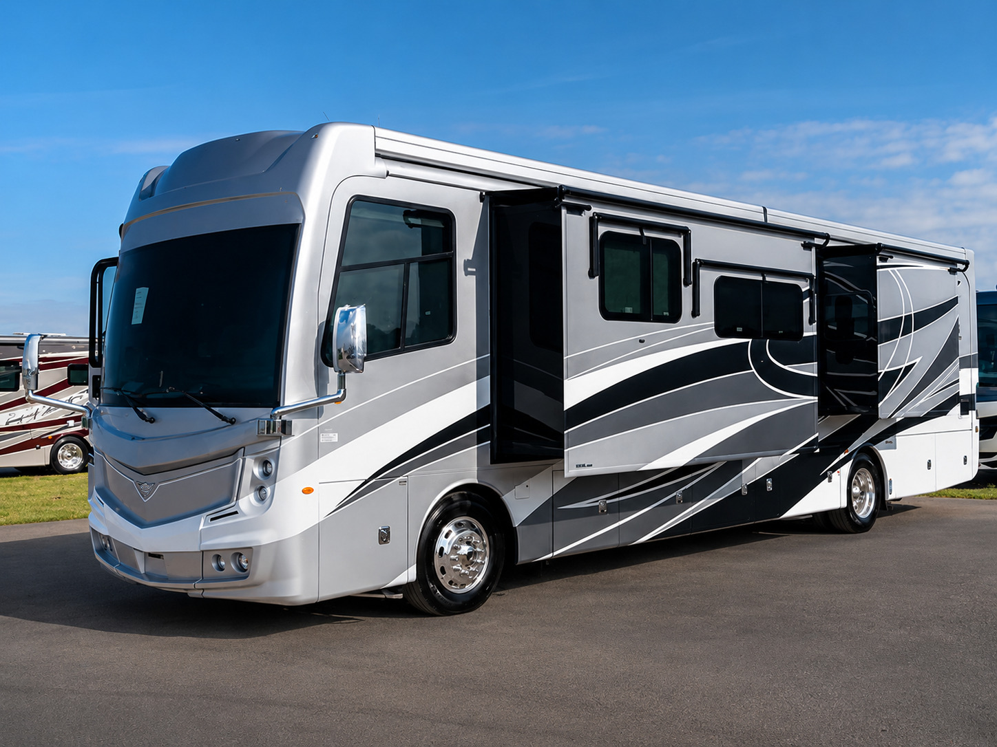 2021 Fleetwood DISCOVERY LXE 40M RV