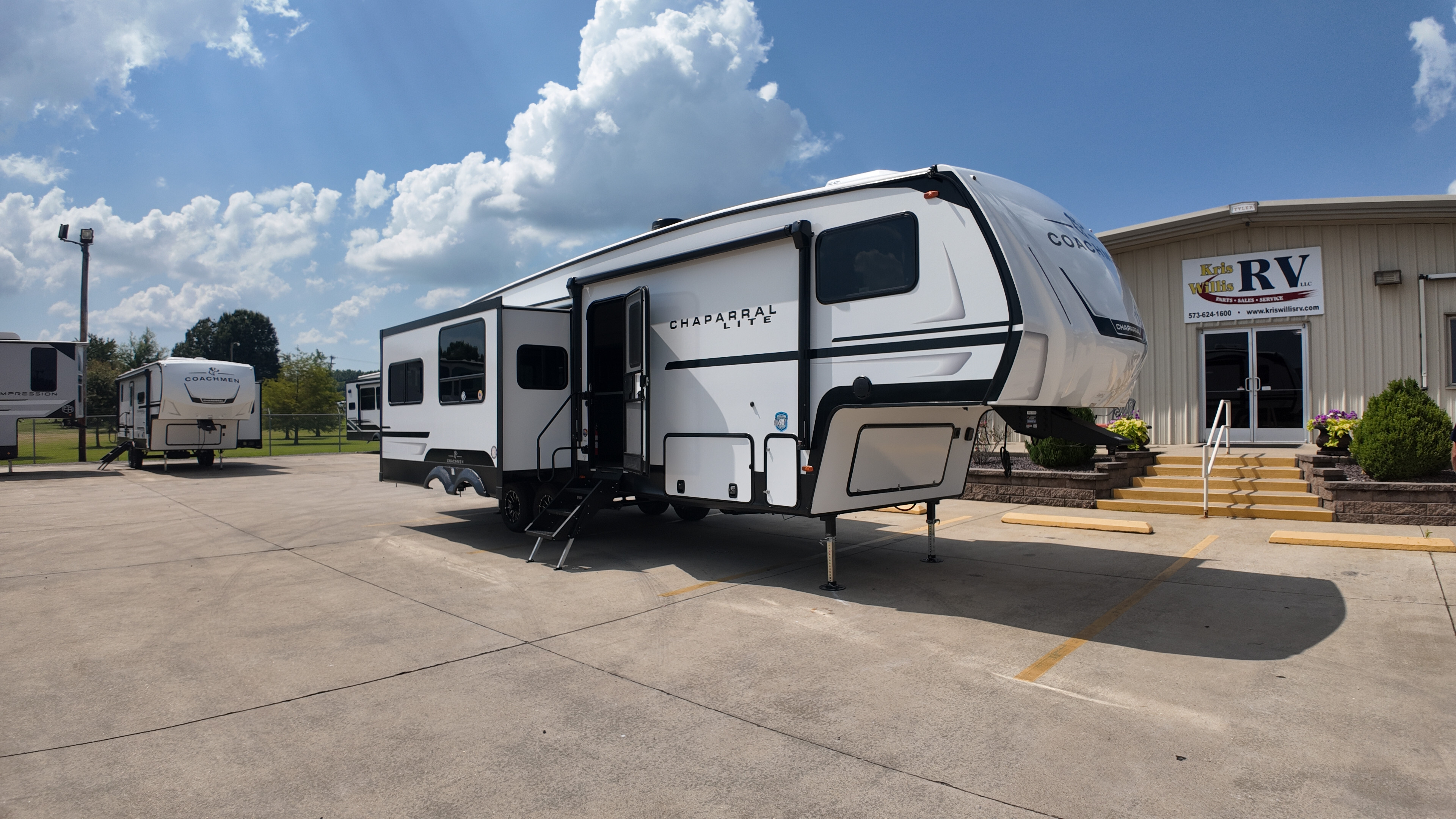 2027 Coachmen Chaparral 30RLS 218SE in