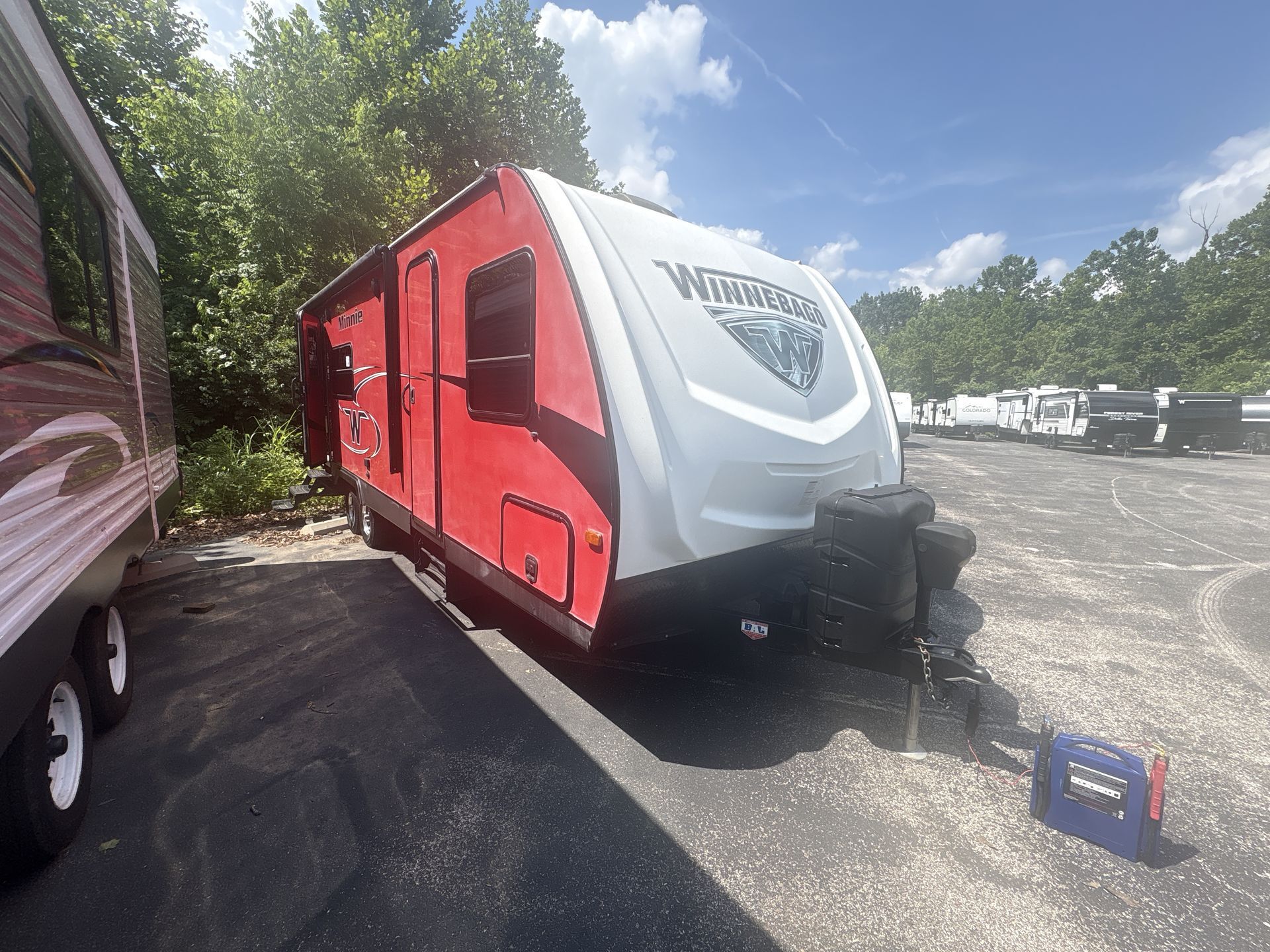 2019 Winnebago Minnie 2401RG in eureka MO