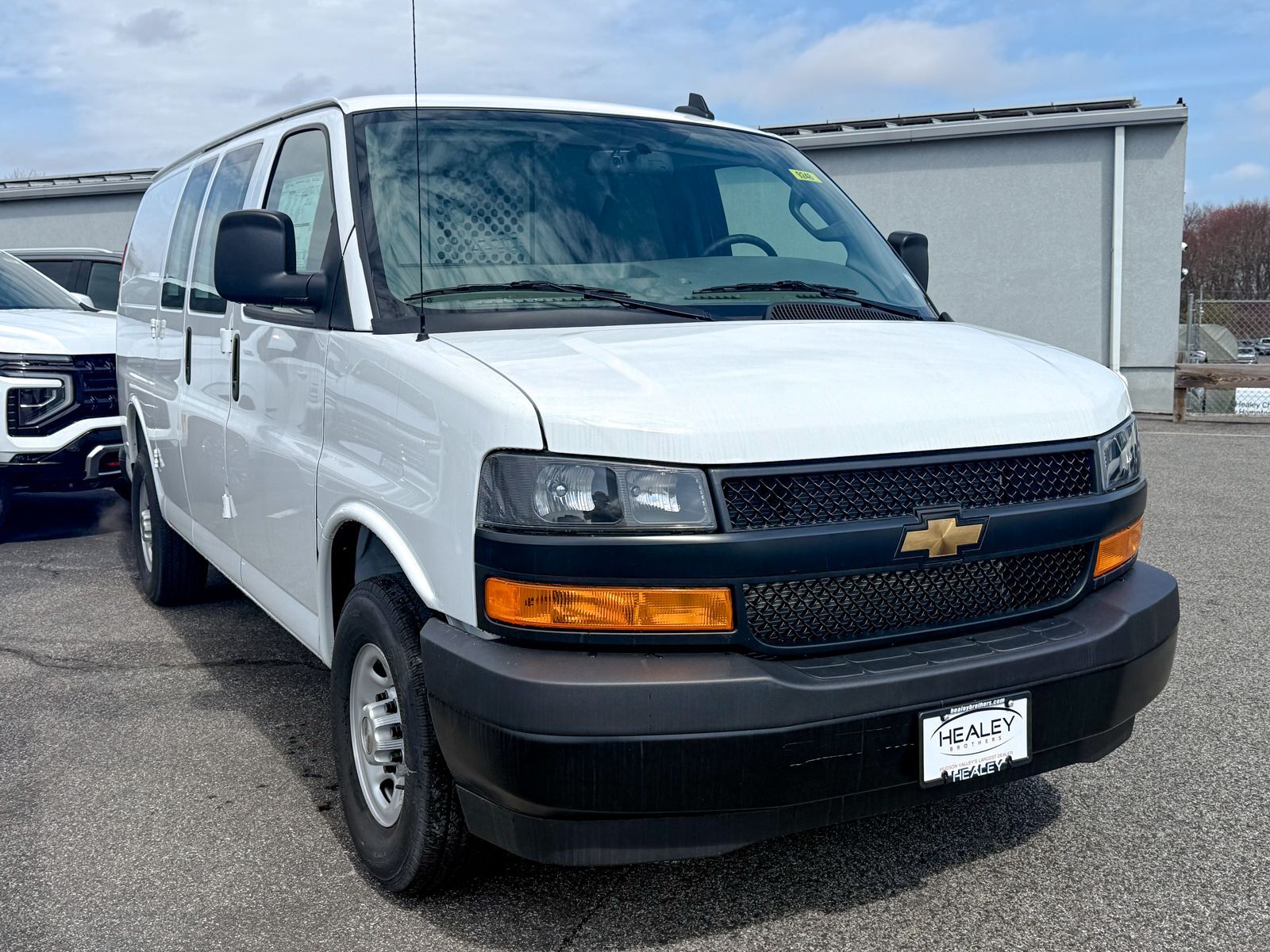 2025 CHEVROLET Express 2500 in New Hampton, NY