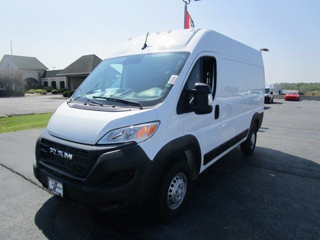 2024 RAM PROMASTER 2500 in Davenport, IA