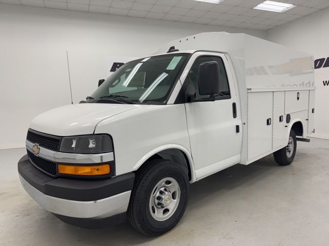 2026 CHEVROLET Express 3500 in Louisville, KY